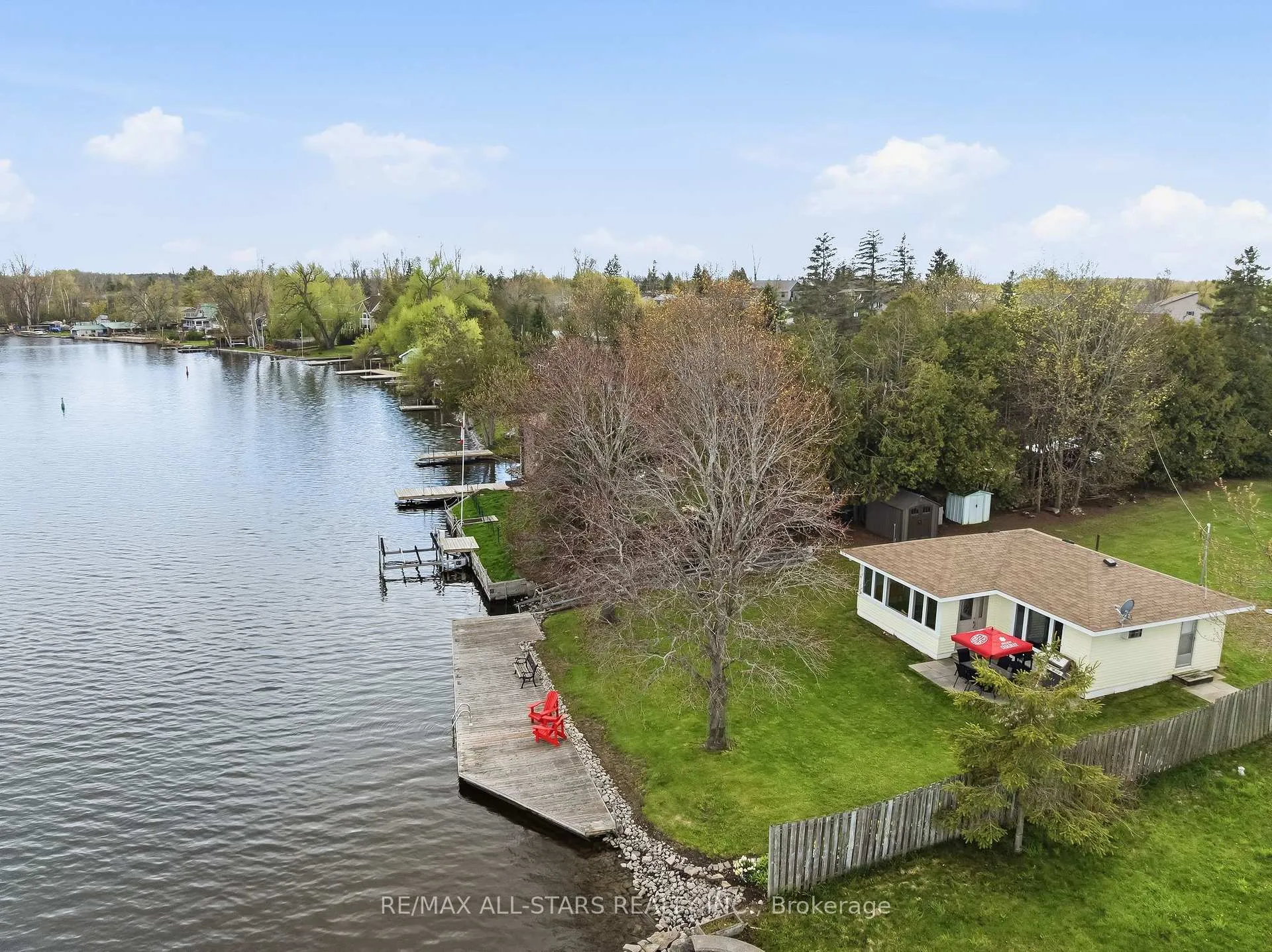Photo 7 of 42 Riverside Drive, Kawartha Lakes, Lindsay — HOMEH