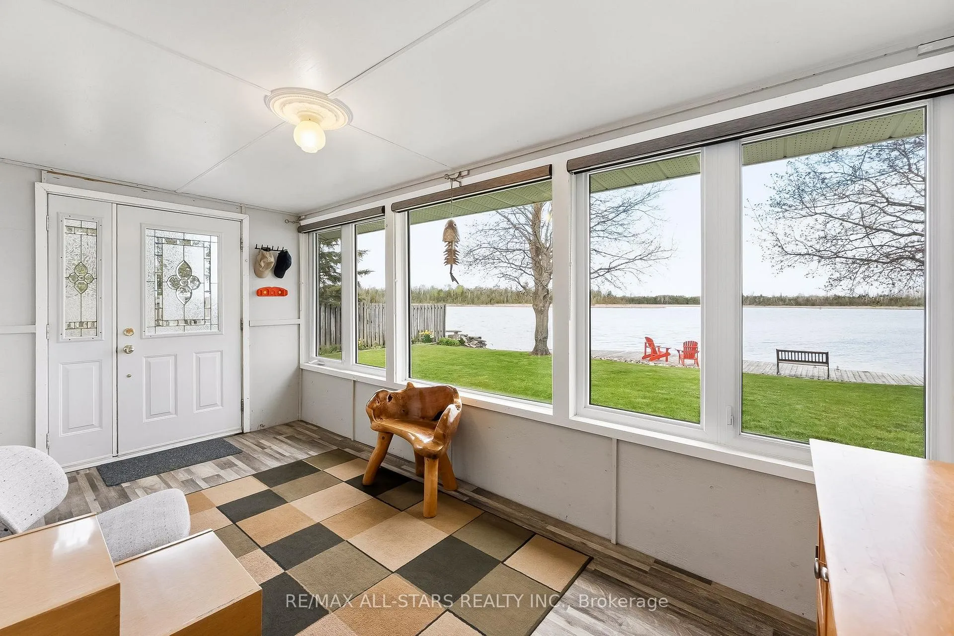 Photo 15 of 42 Riverside Drive, Kawartha Lakes, Lindsay — HOMEH