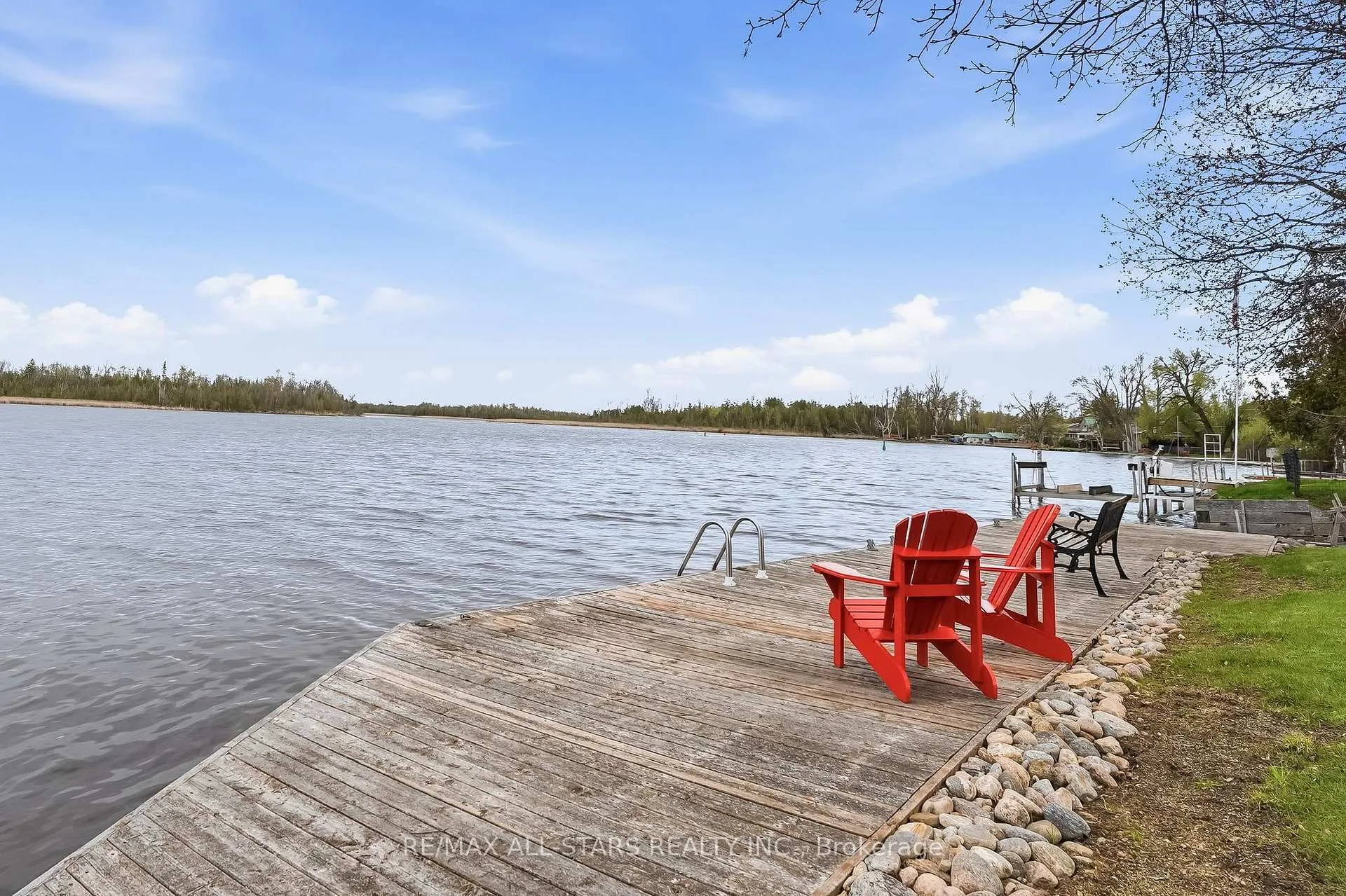 Photo 34 of 42 Riverside Drive, Kawartha Lakes, Lindsay — HOMEH