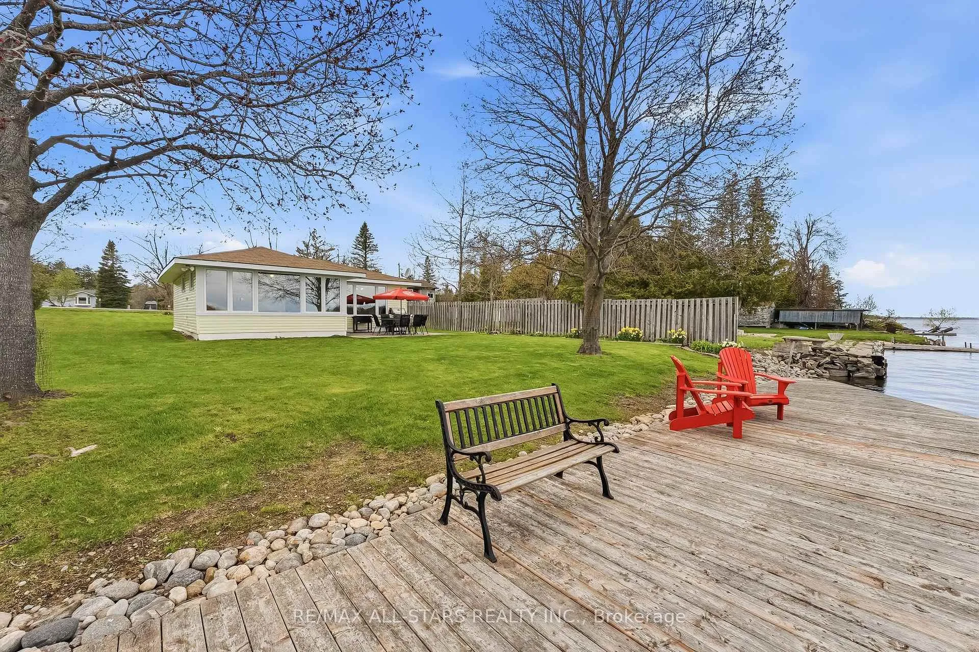Photo 38 of 42 Riverside Drive, Kawartha Lakes, Lindsay — HOMEH