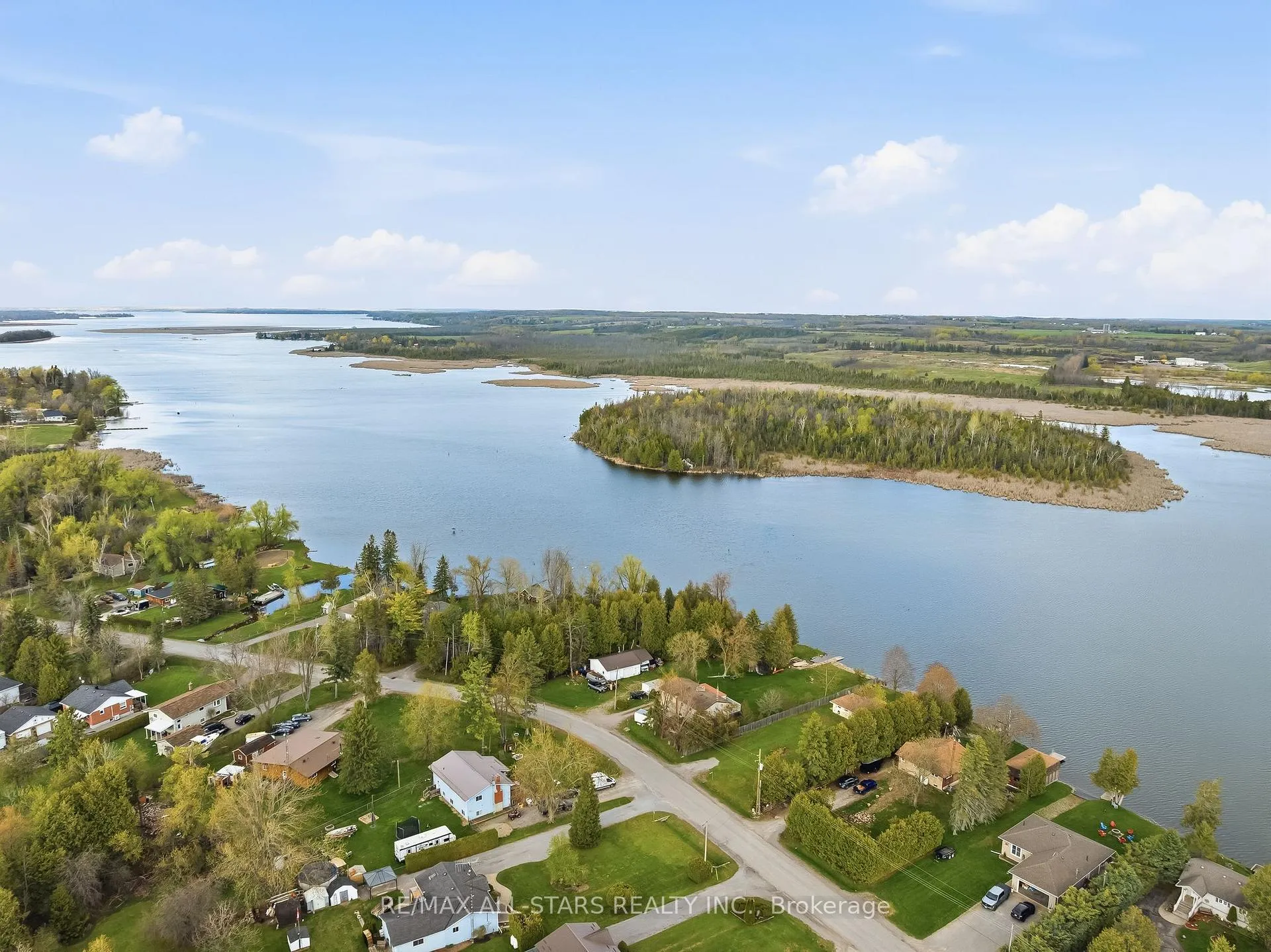 Photo 49 of 42 Riverside Drive, Kawartha Lakes, Lindsay — HOMEH