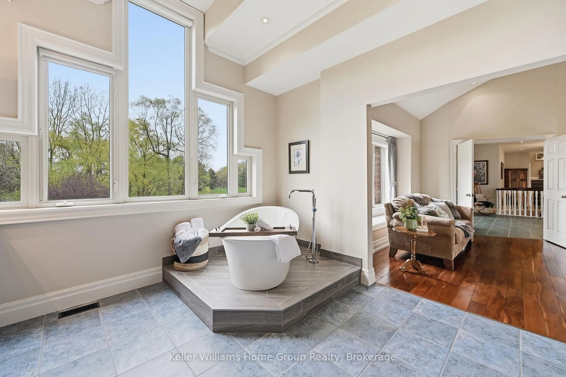 Photo 21 of 6423 Chelsea Road, Burlington, Rural Burlington — HOMEH