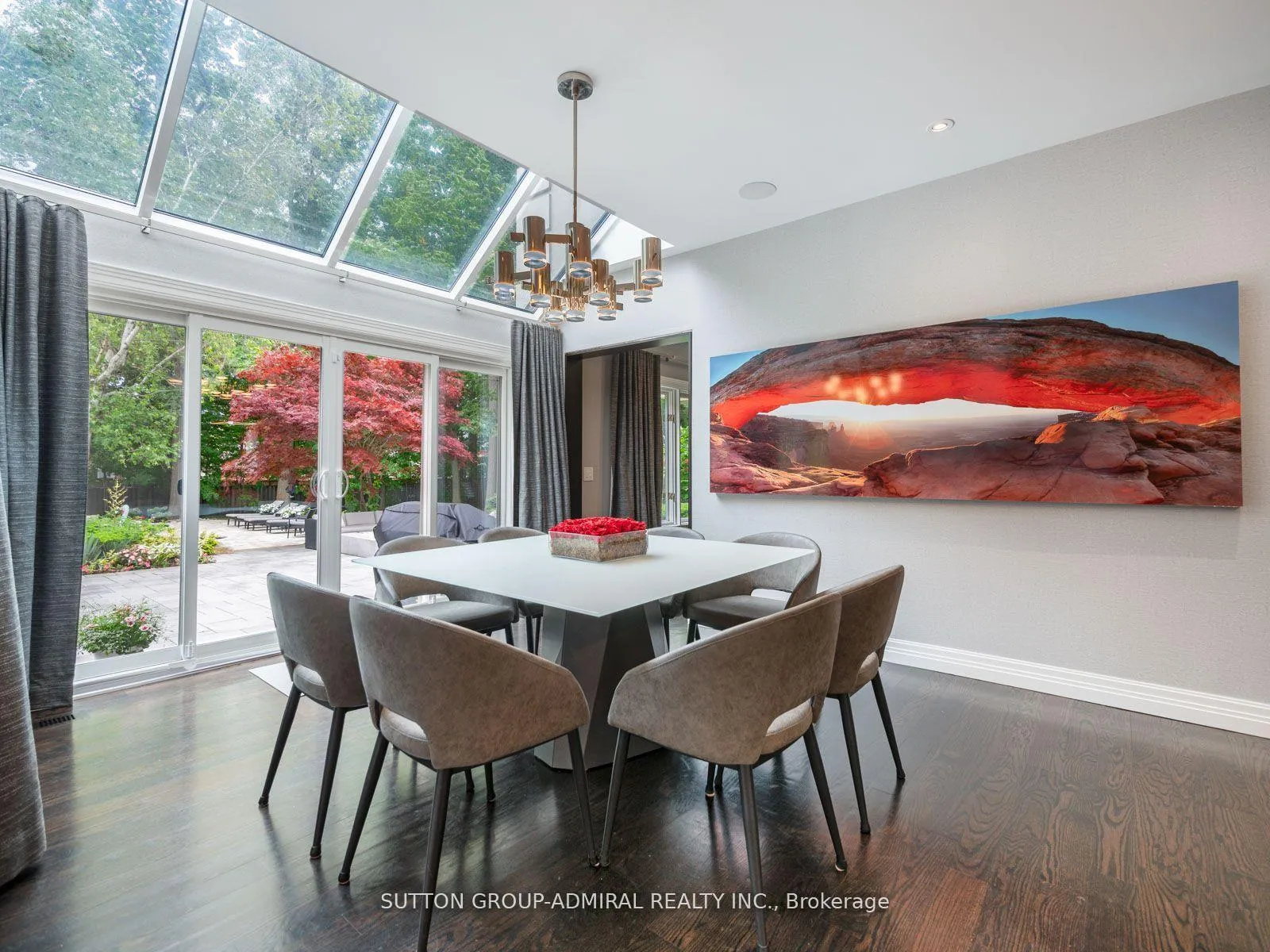 Photo 12 of 50 Renaissance Court, Vaughan, Beverley Glen — HOMEH