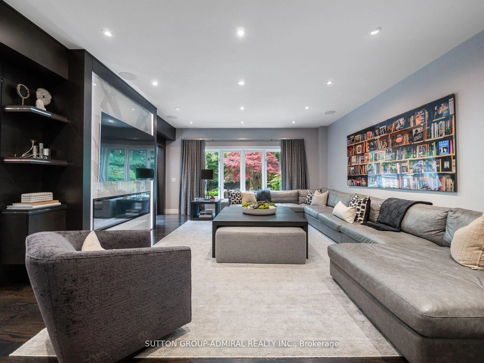 Photo 13 of 50 Renaissance Court, Vaughan, Beverley Glen — HOMEH