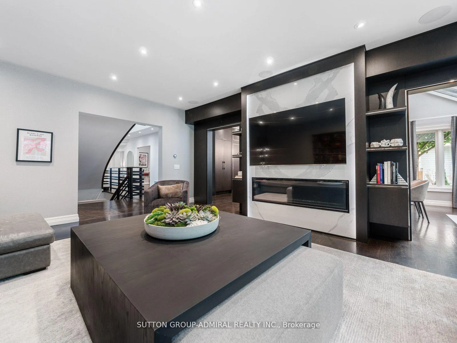 Photo 14 of 50 Renaissance Court, Vaughan, Beverley Glen — HOMEH