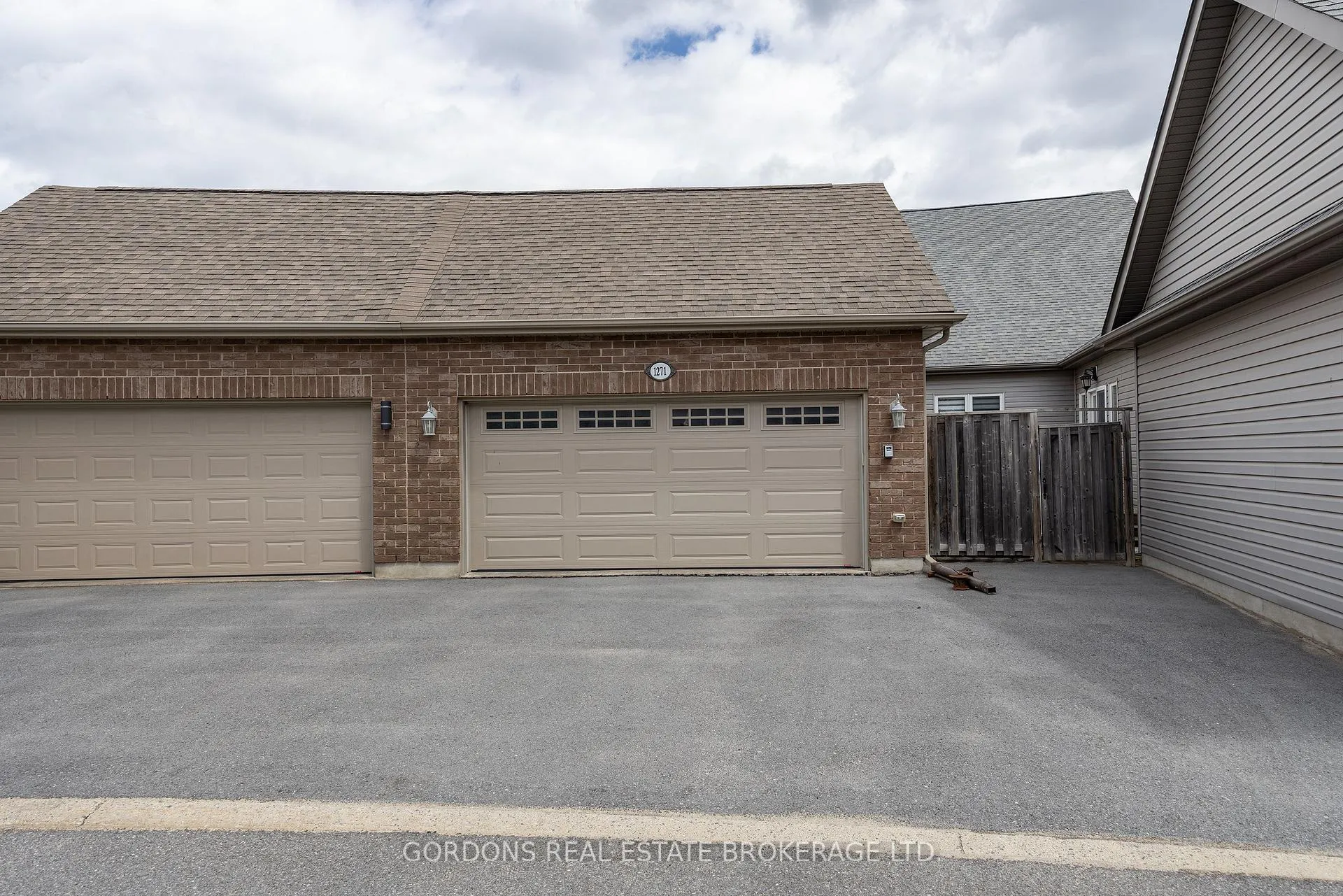 Photo 6 of 1271 Crossfield Avenue, Kingston, City Northwest — HOMEH