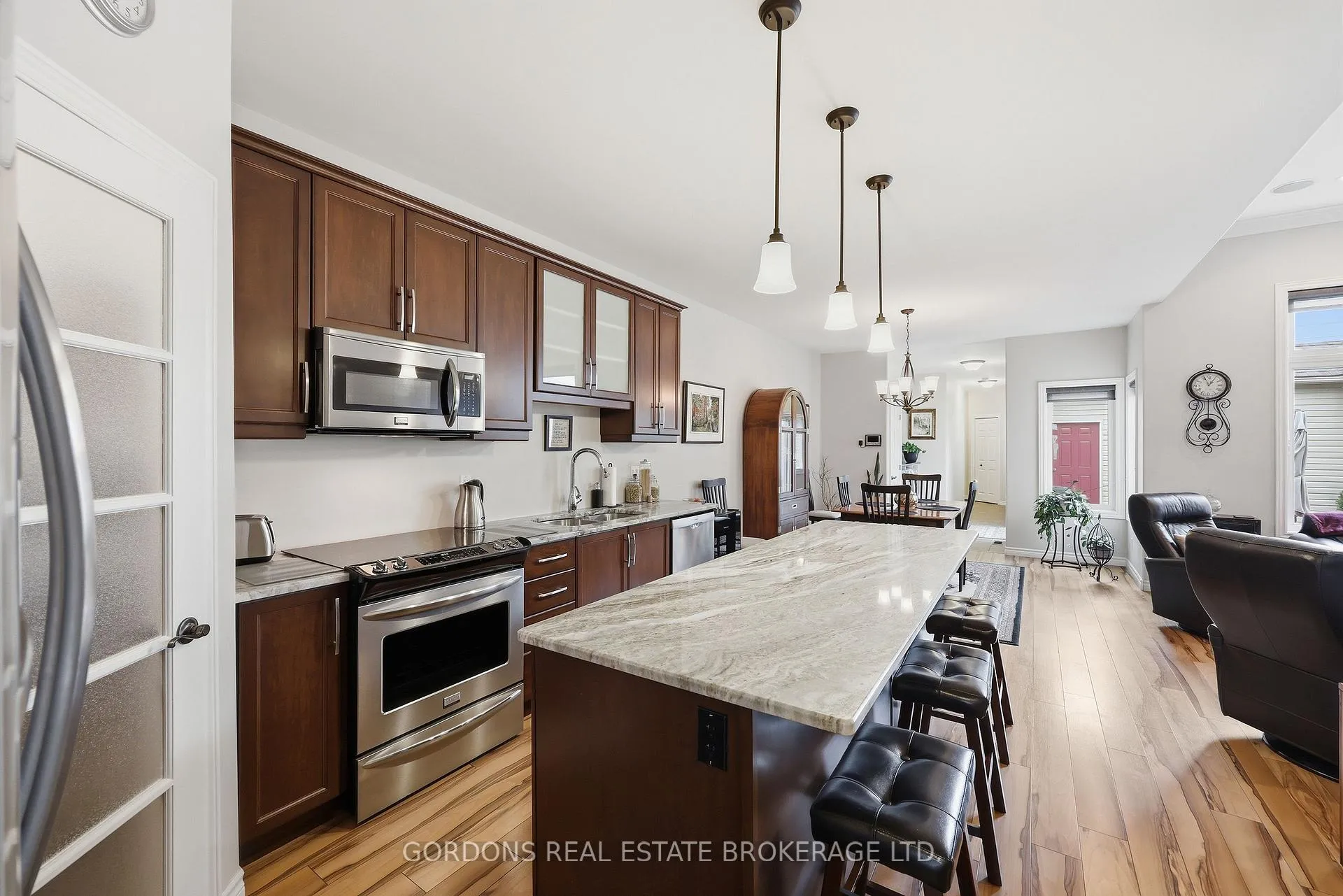 Photo 22 of 1271 Crossfield Avenue, Kingston, City Northwest — HOMEH