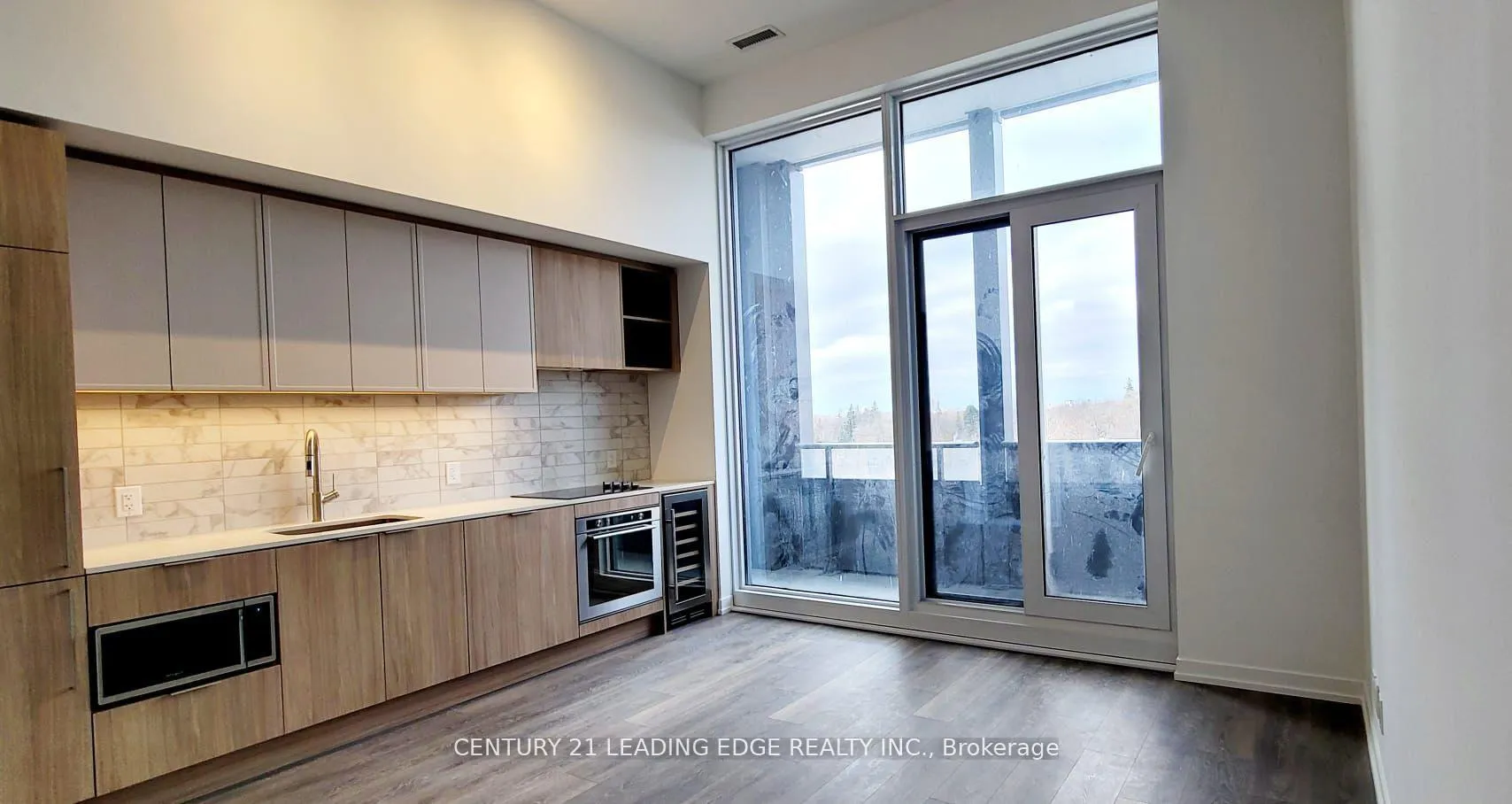 Photo 7 of Unit 1006, 2020 Bathurst Street, Toronto, Humewood-Cedarvale — HOMEH