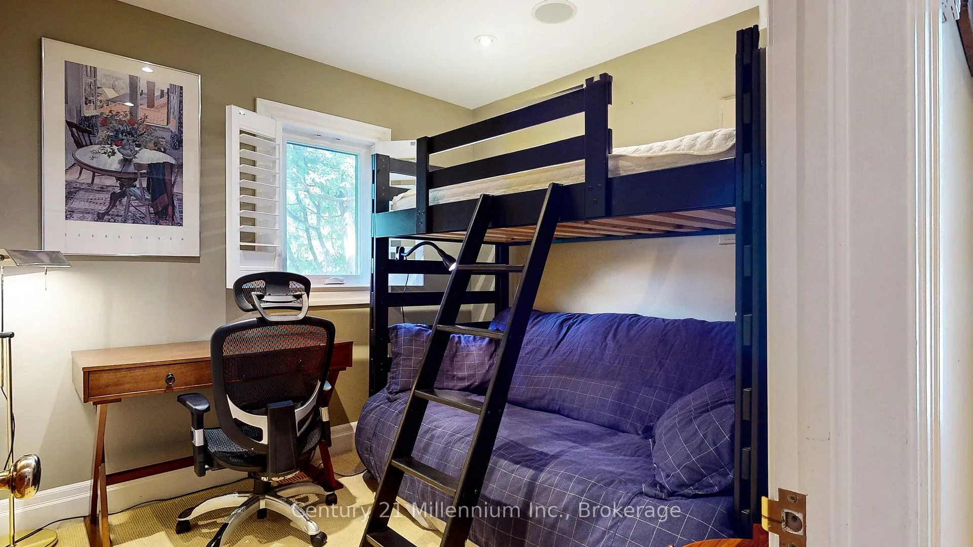 Photo 4 of 434 Oxbow Crescent, Collingwood — HOMEH