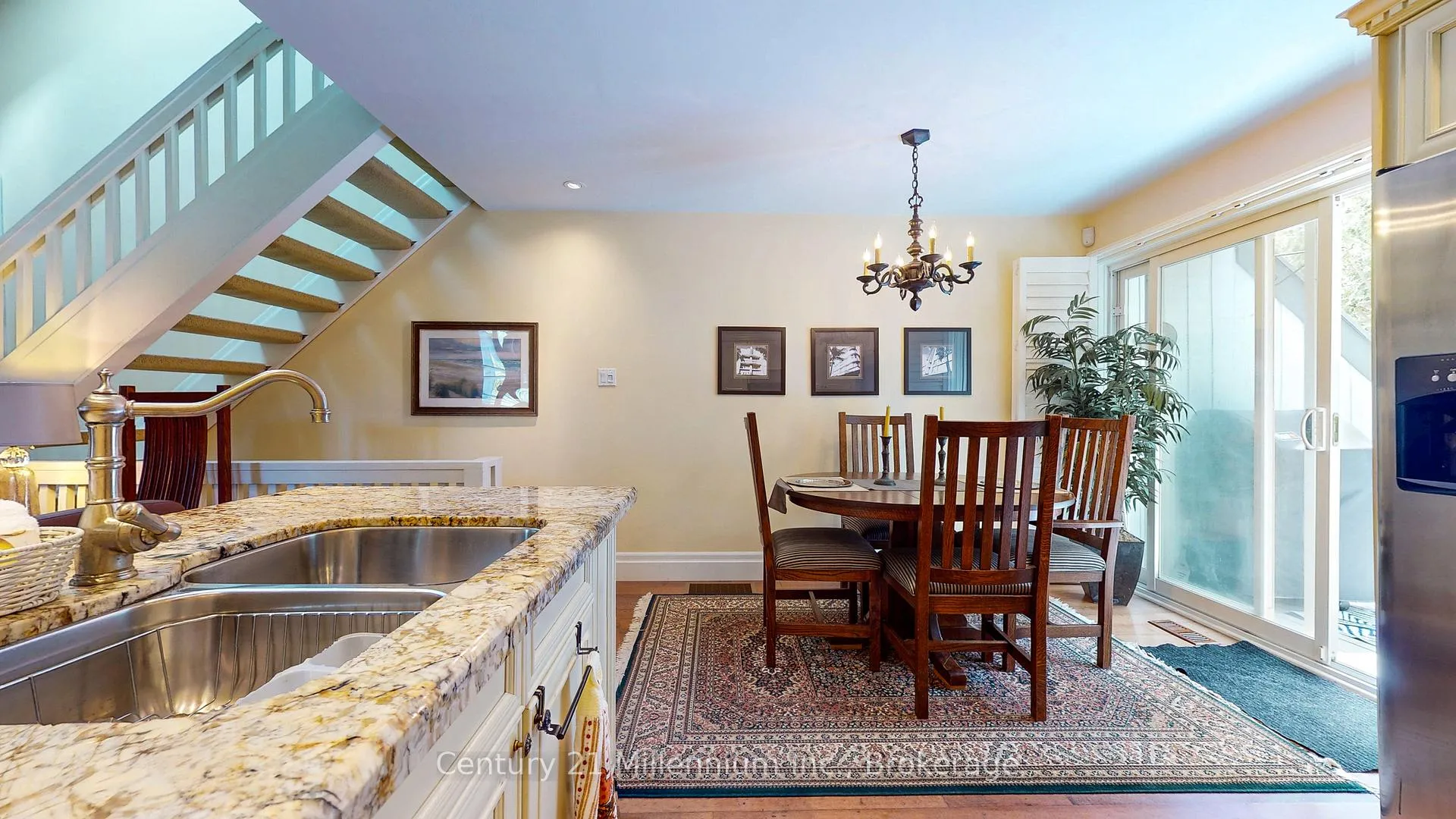 Photo 8 of 434 Oxbow Crescent, Collingwood — HOMEH