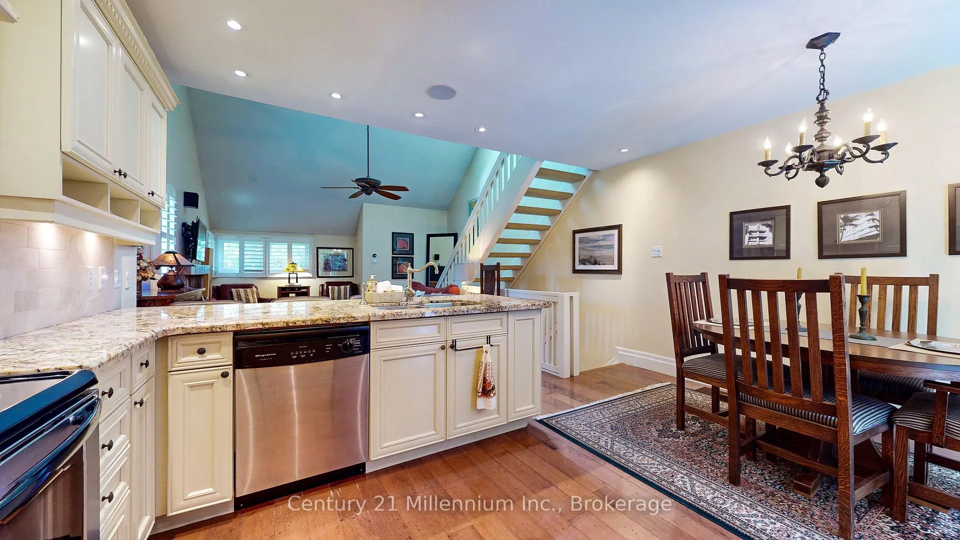 Photo 9 of 434 Oxbow Crescent, Collingwood — HOMEH