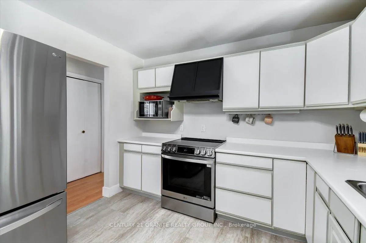 Photo 6 of 25 Forest Hill Road, Bancroft, Bancroft Ward — HOMEH