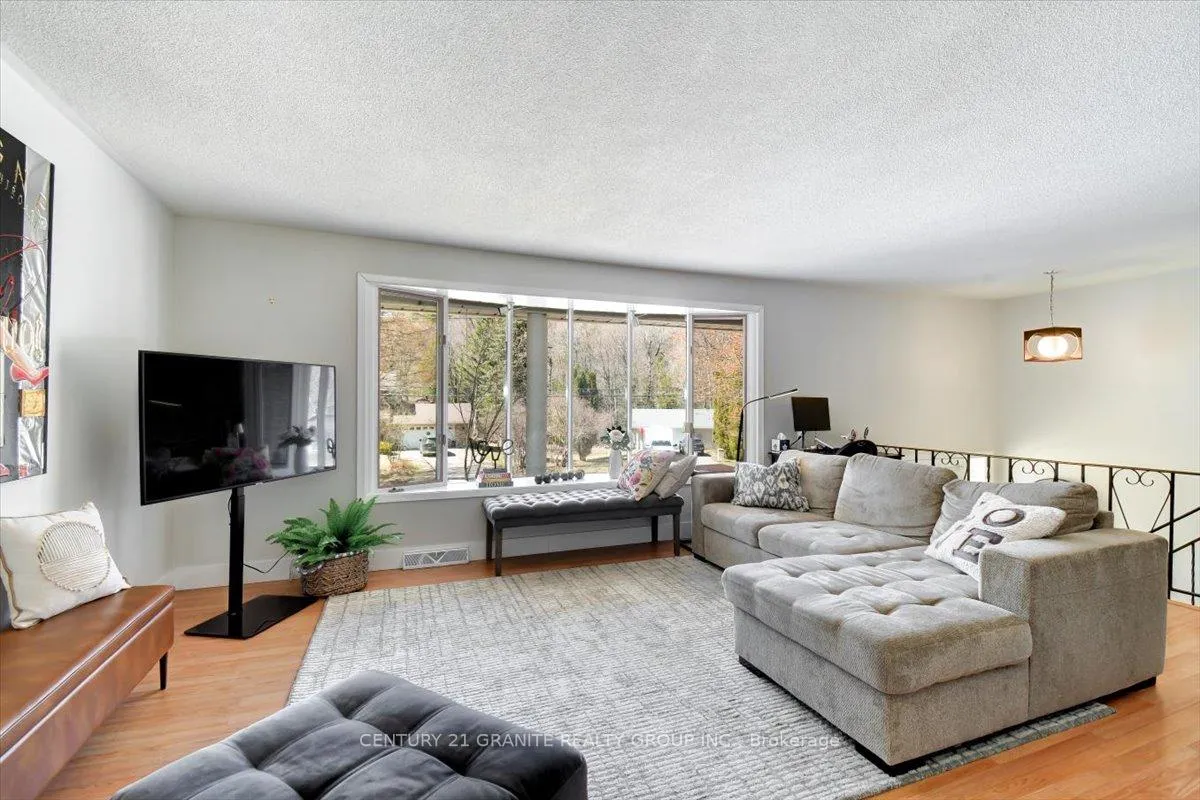 Photo 13 of 25 Forest Hill Road, Bancroft, Bancroft Ward — HOMEH