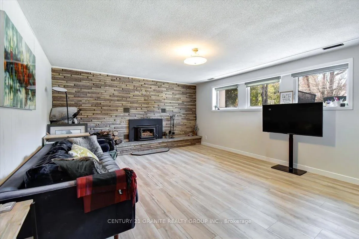 Photo 23 of 25 Forest Hill Road, Bancroft, Bancroft Ward — HOMEH