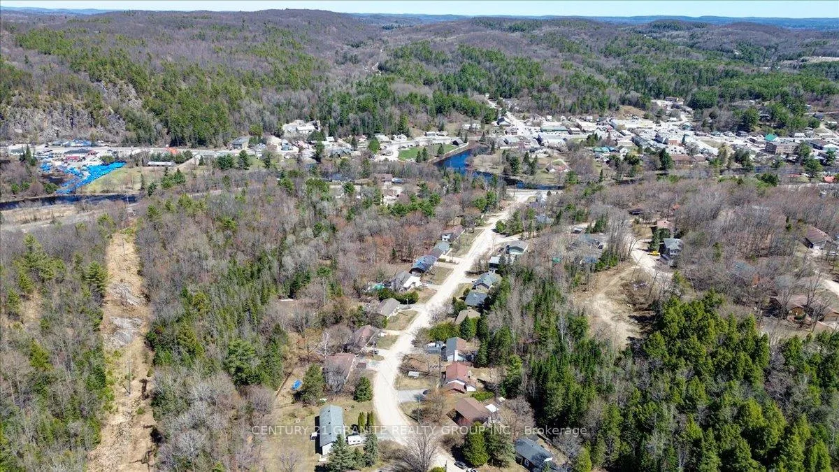 Photo 36 of 25 Forest Hill Road, Bancroft, Bancroft Ward — HOMEH