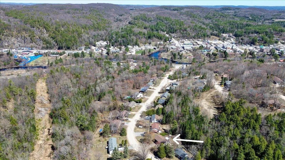 Photo 37 of 25 Forest Hill Road, Bancroft, Bancroft Ward — HOMEH