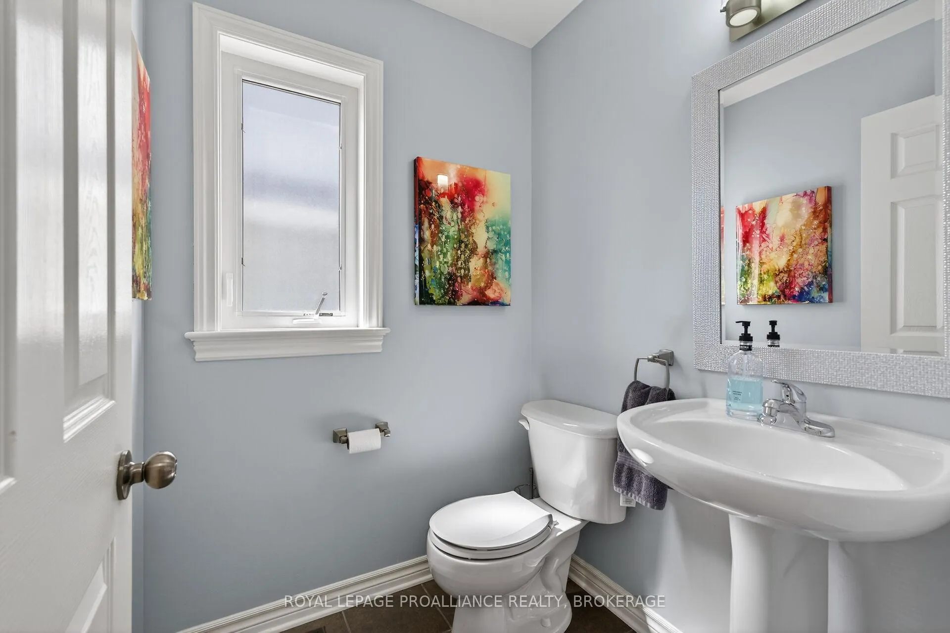Photo 6 of 492 Cheryl Place, Kingston, Kingston East (Incl Barret Crt) — HOMEH