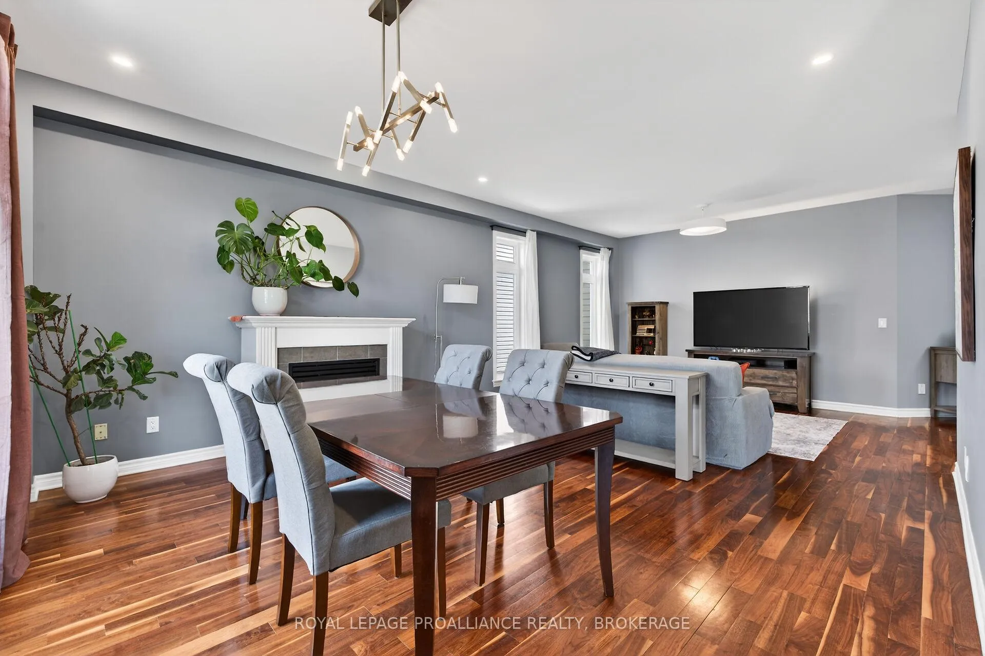 Photo 12 of 492 Cheryl Place, Kingston, Kingston East (Incl Barret Crt) — HOMEH
