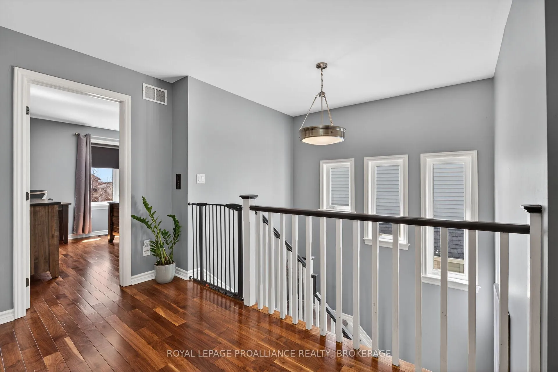 Photo 20 of 492 Cheryl Place, Kingston, Kingston East (Incl Barret Crt) — HOMEH