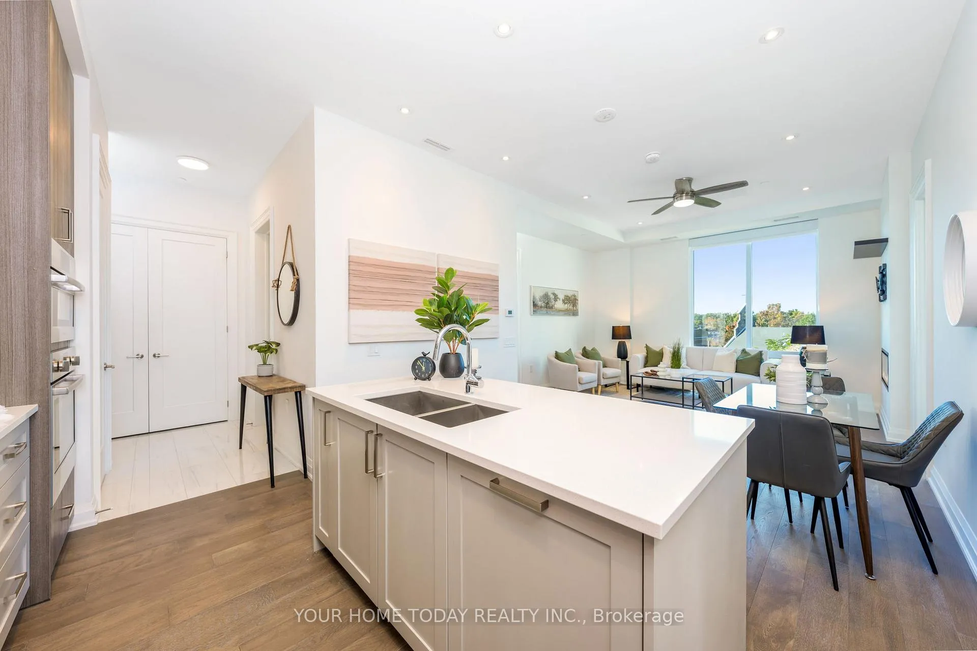 Photo 9 of Unit 610, 42 Mill Street, Halton Hills, Georgetown — HOMEH
