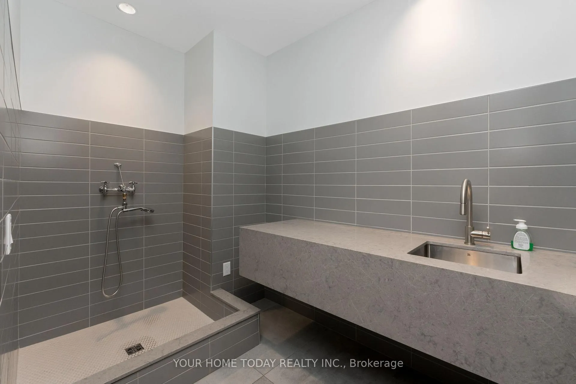 Photo 41 of Unit 610, 42 Mill Street, Halton Hills, Georgetown — HOMEH