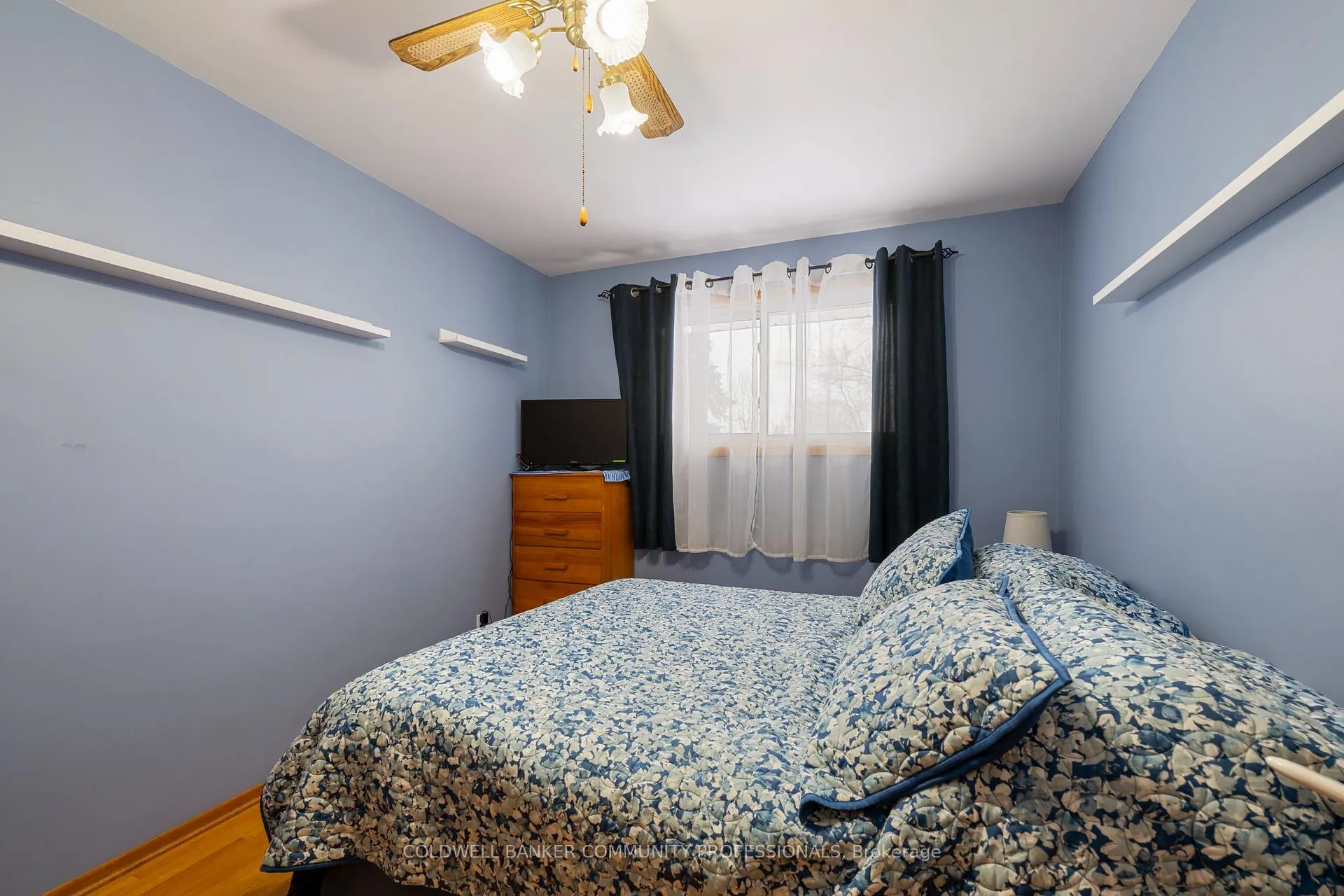 Photo 24 of 401 Mohawk Road W, Hamilton, Rolston — HOMEH