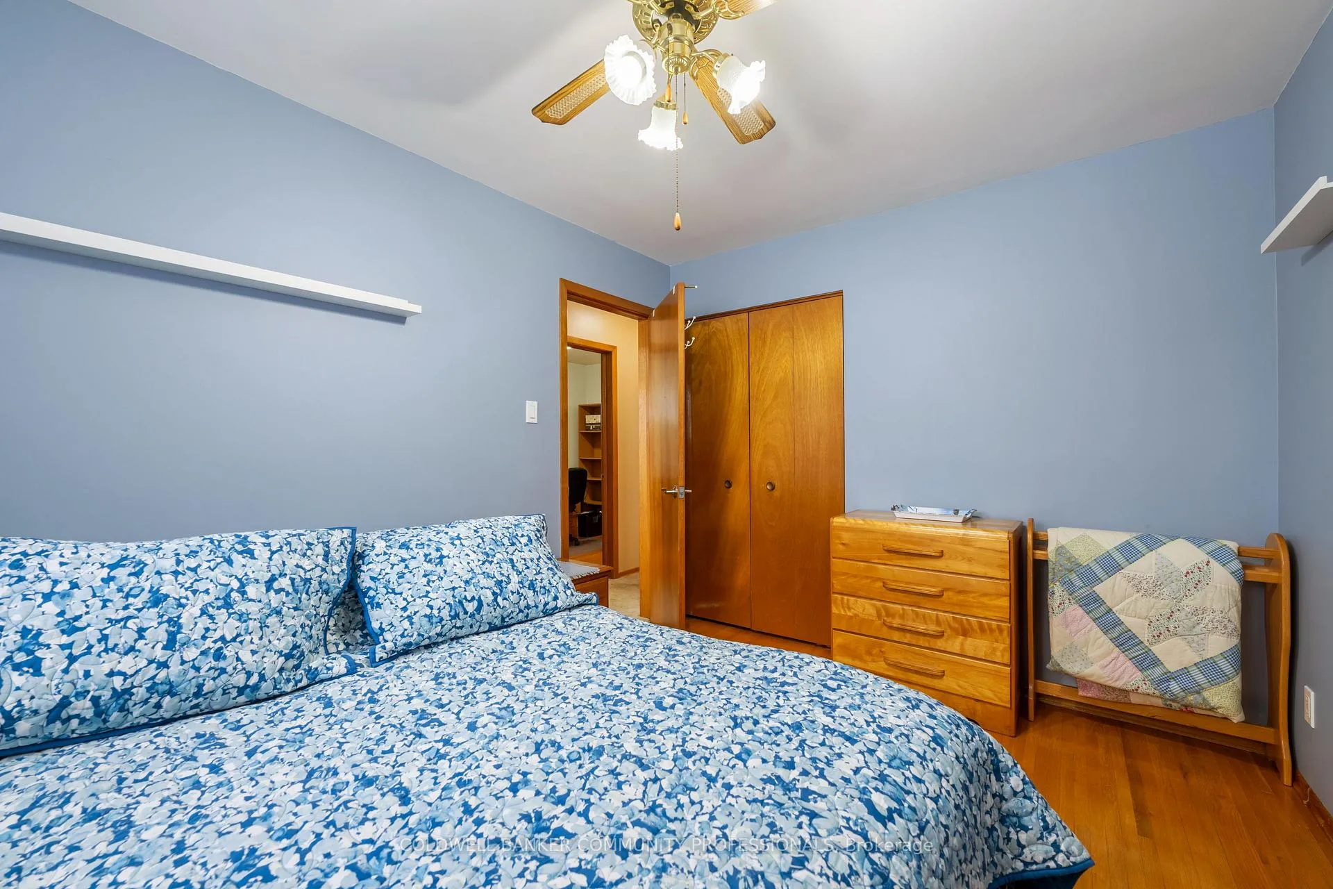 Photo 25 of 401 Mohawk Road W, Hamilton, Rolston — HOMEH