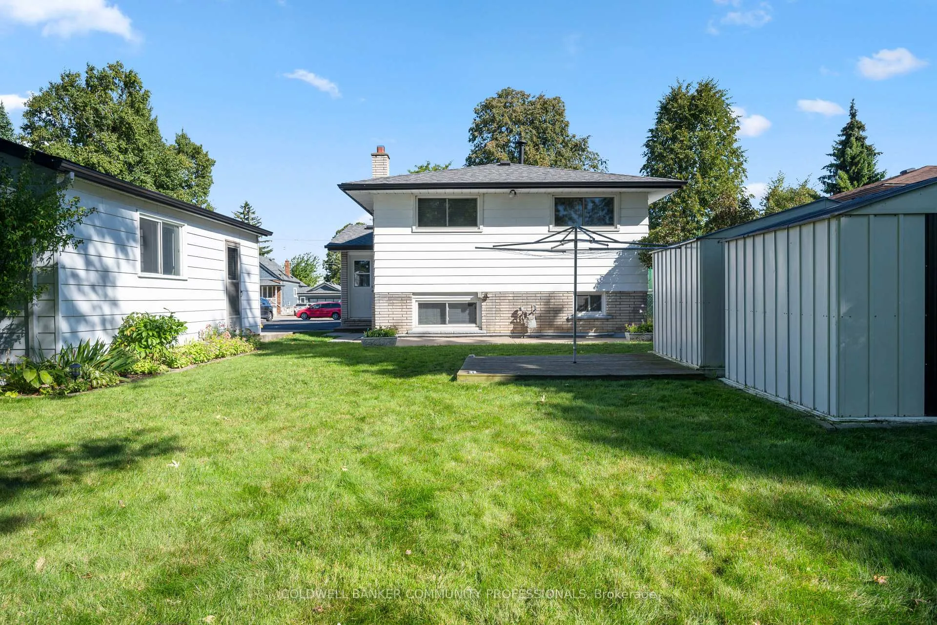 Photo 38 of 401 Mohawk Road W, Hamilton, Rolston — HOMEH