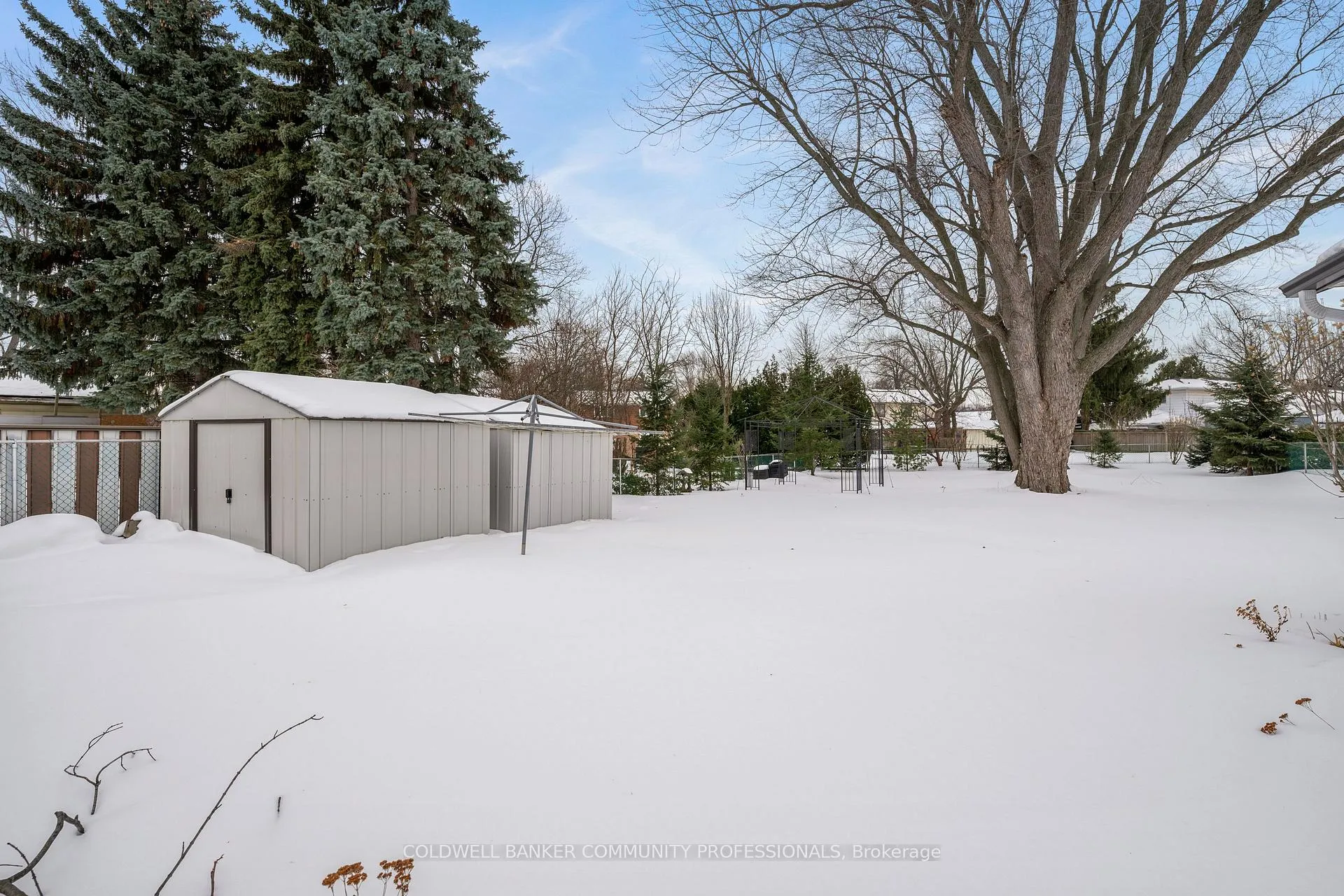 Photo 50 of 401 Mohawk Road W, Hamilton, Rolston — HOMEH