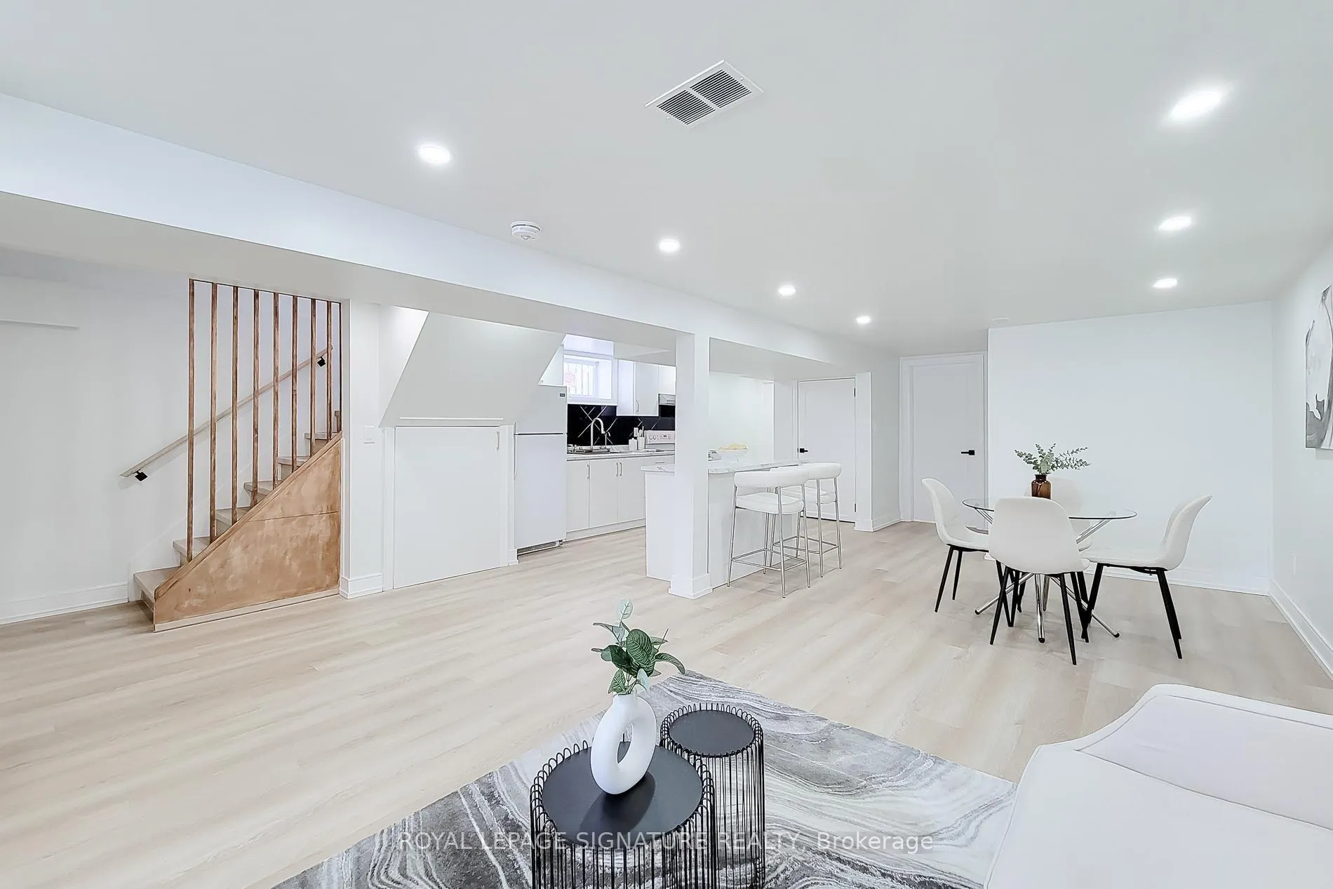 Photo 4 of Unit Bsmt, 41 Rita Avenue, Hamilton, Templemead — HOMEH