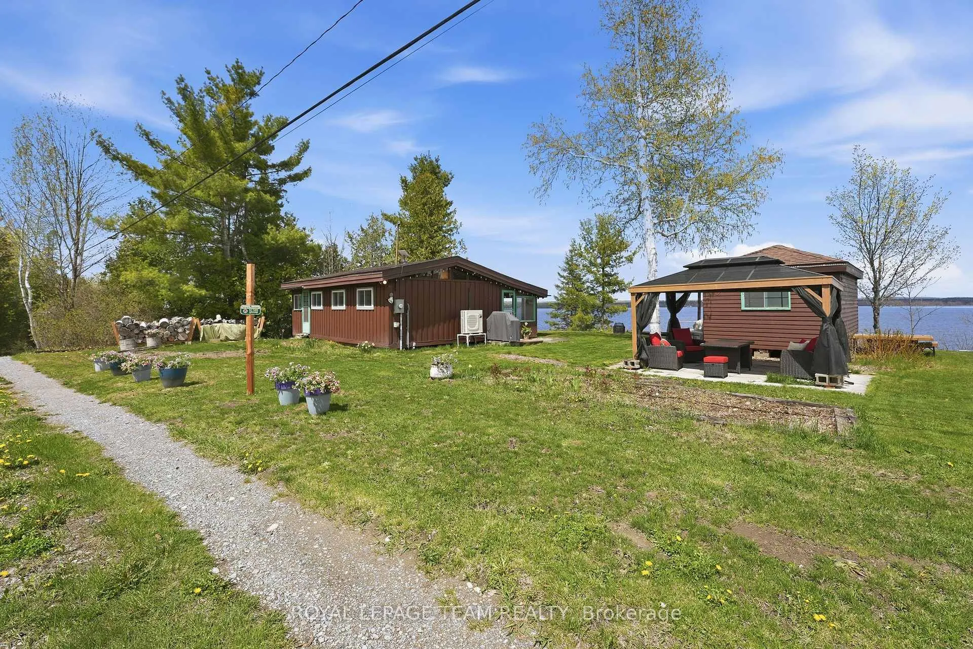 Photo 4 of 60 Wrangell Road, McNab/Braeside, Mcnab/Braeside Twps — HOMEH