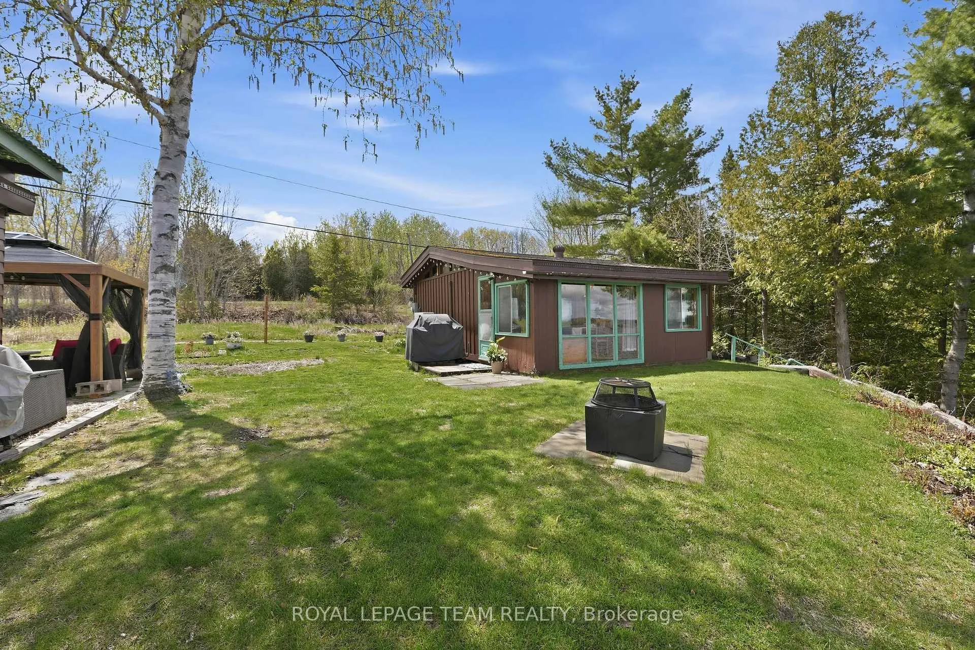 Photo 6 of 60 Wrangell Road, McNab/Braeside, Mcnab/Braeside Twps — HOMEH