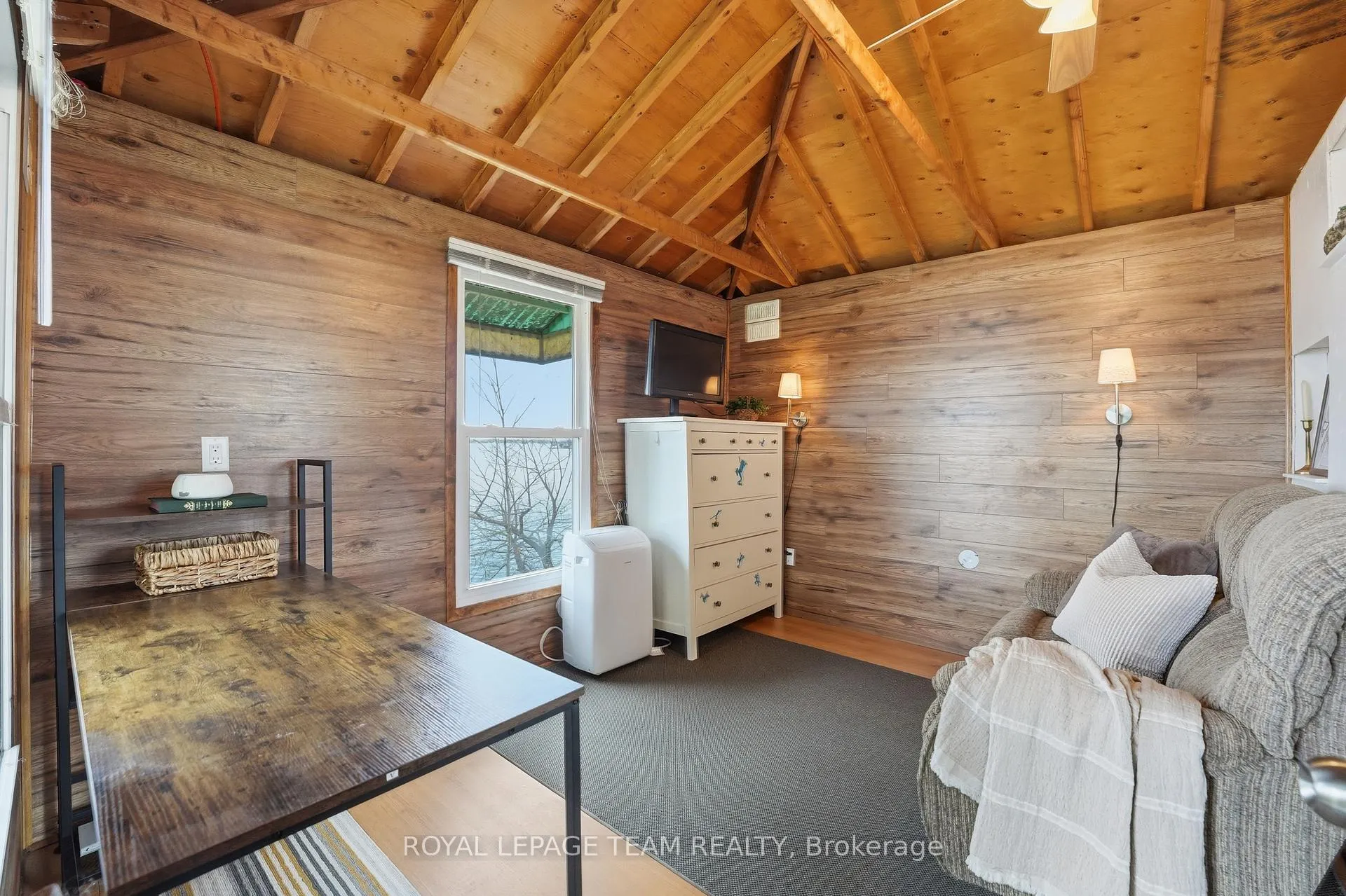 Photo 36 of 60 Wrangell Road, McNab/Braeside, Mcnab/Braeside Twps — HOMEH