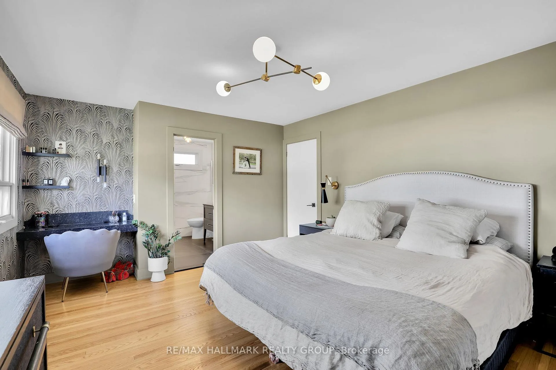Photo 22 of 20 Riverbrook Road, Ottawa, Arlington Woods — HOMEH