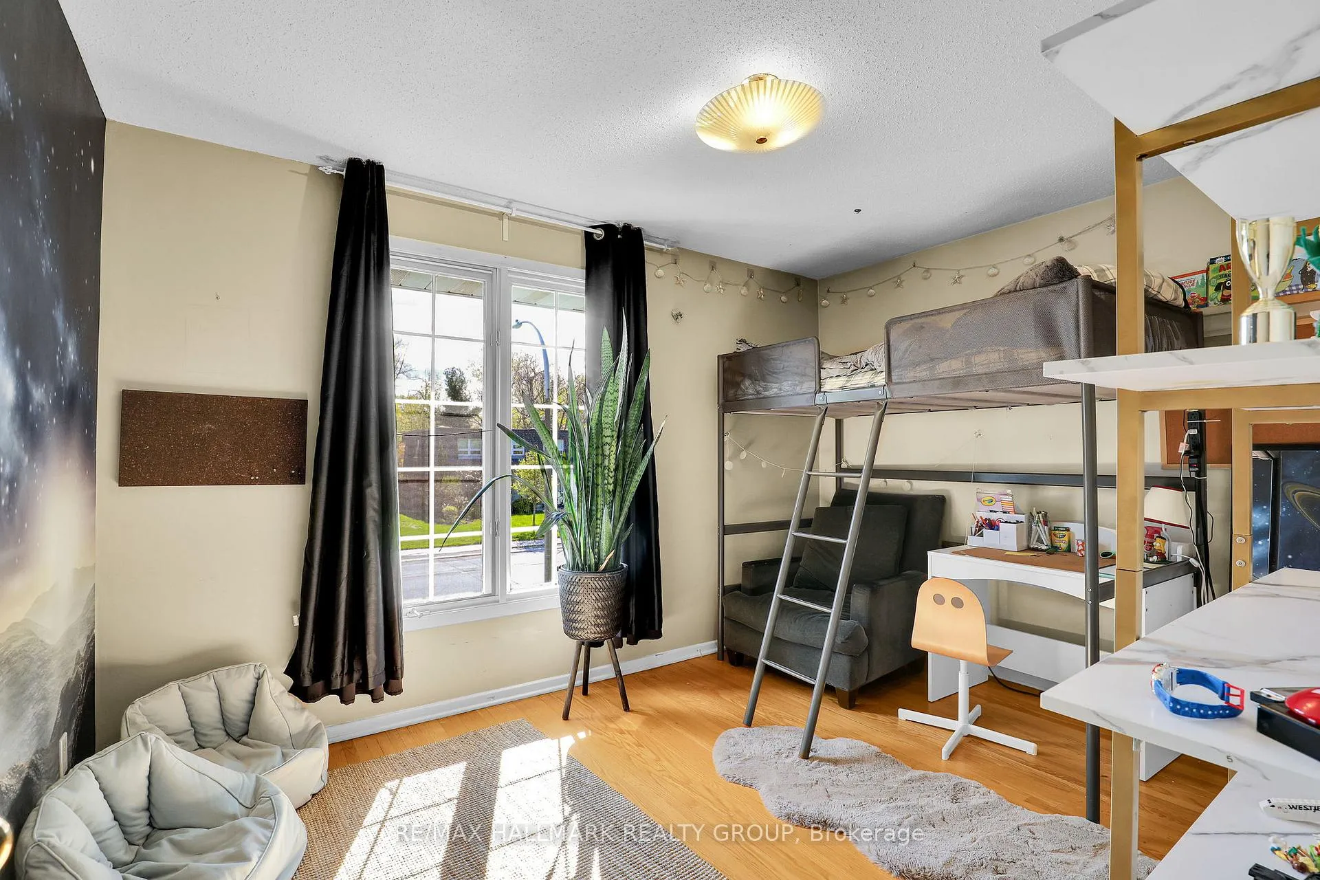 Photo 25 of 20 Riverbrook Road, Ottawa, Arlington Woods — HOMEH