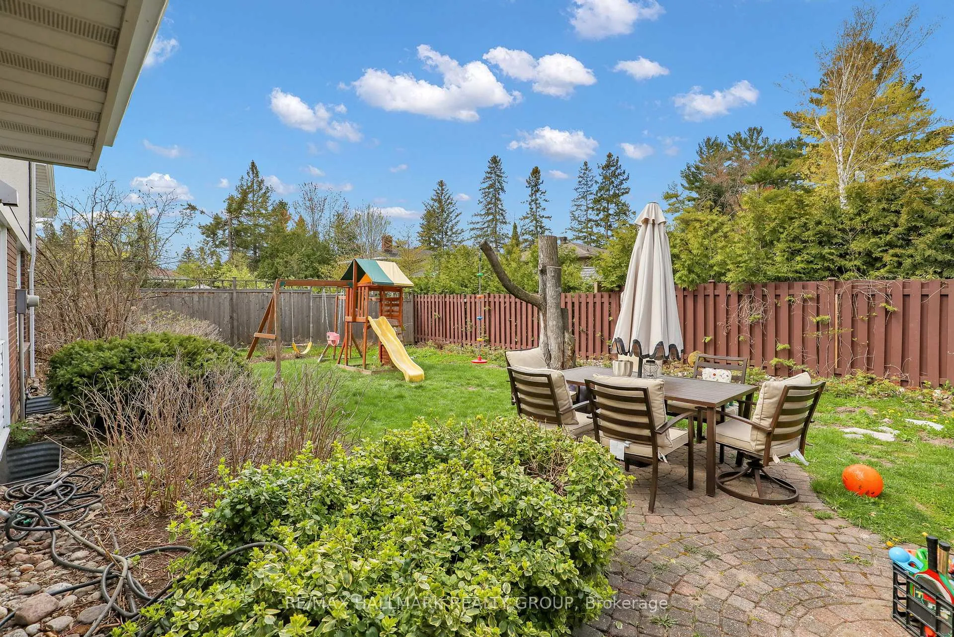 Photo 38 of 20 Riverbrook Road, Ottawa, Arlington Woods — HOMEH