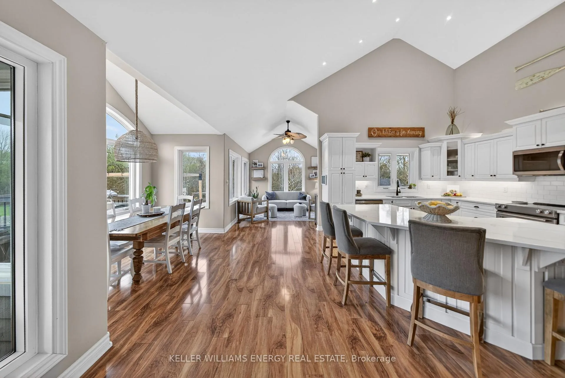 Photo 15 of 1001 County Road 8, Prince Edward County, North Marysburg Ward — HOMEH