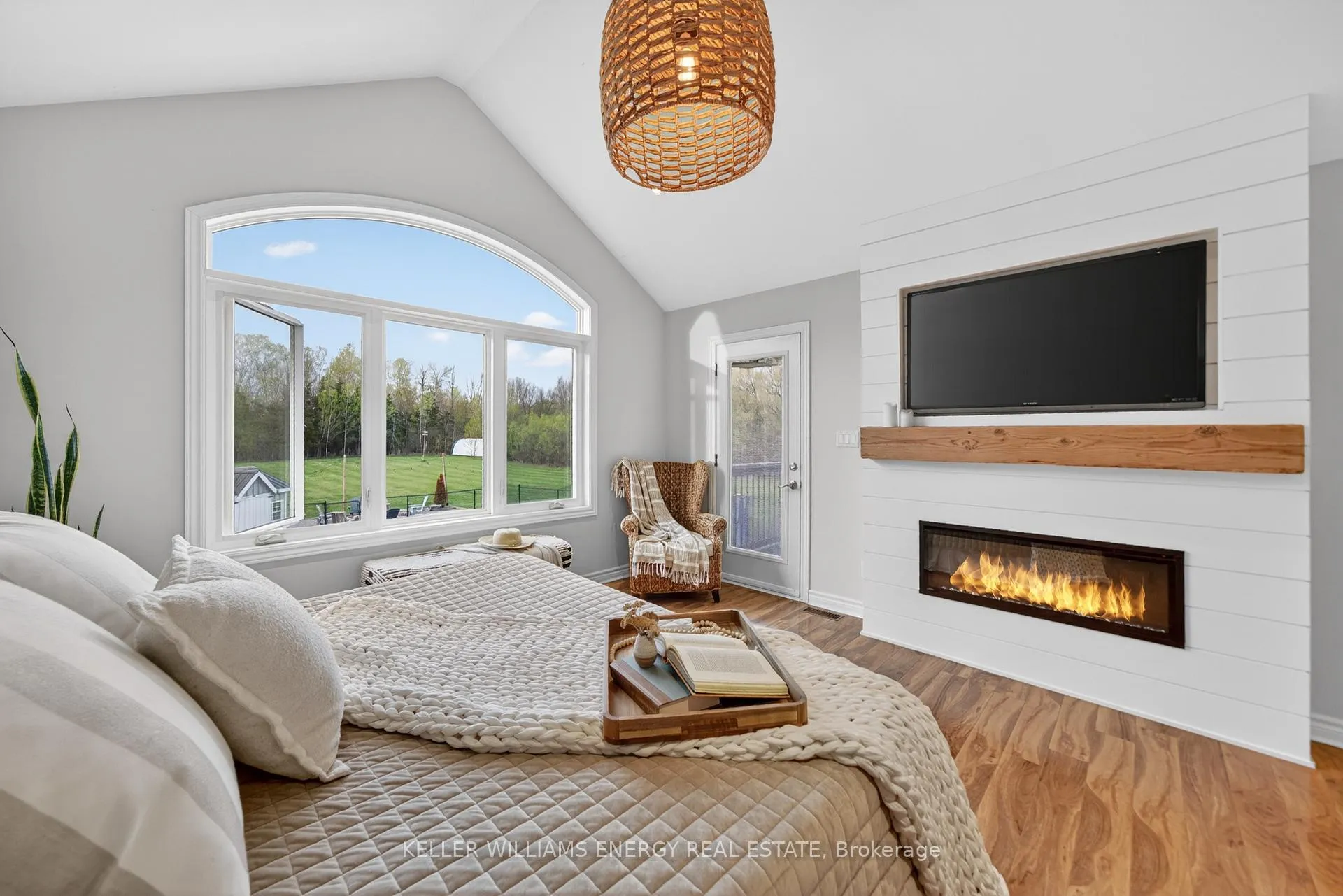 Photo 20 of 1001 County Road 8, Prince Edward County, North Marysburg Ward — HOMEH