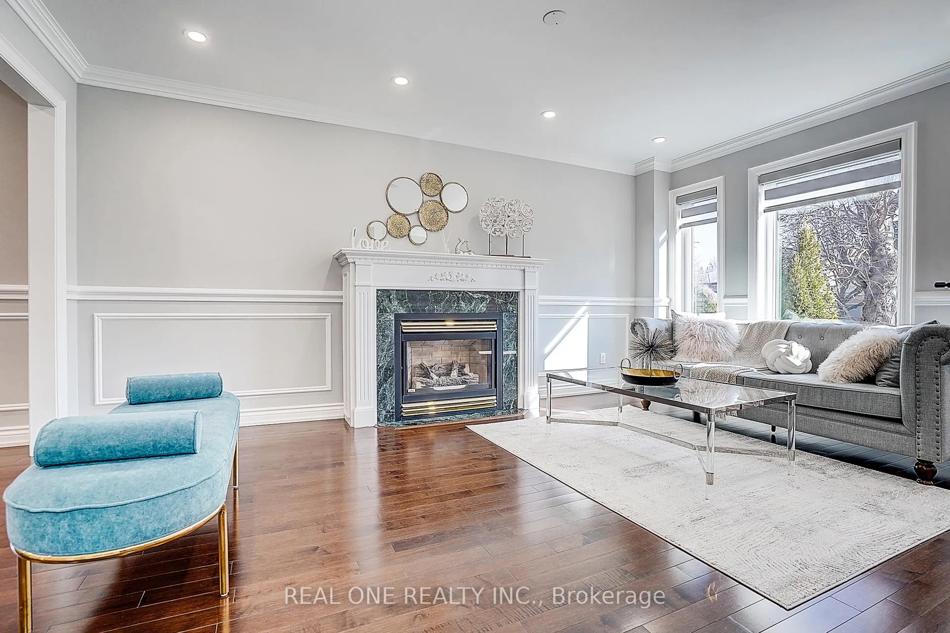 Photo 4 of 4 Casson Place, Markham, Unionville — HOMEH