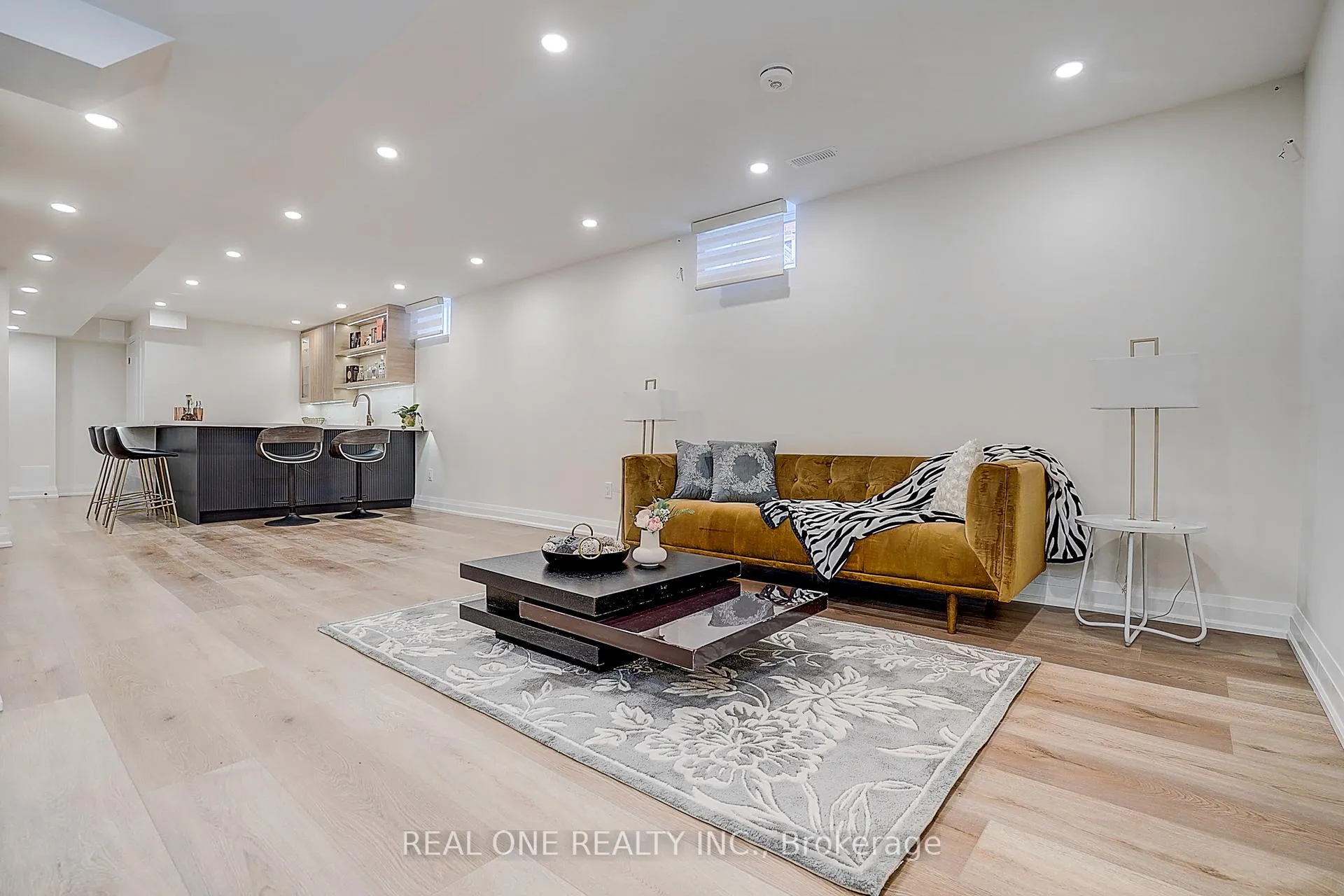 Photo 31 of 4 Casson Place, Markham, Unionville — HOMEH