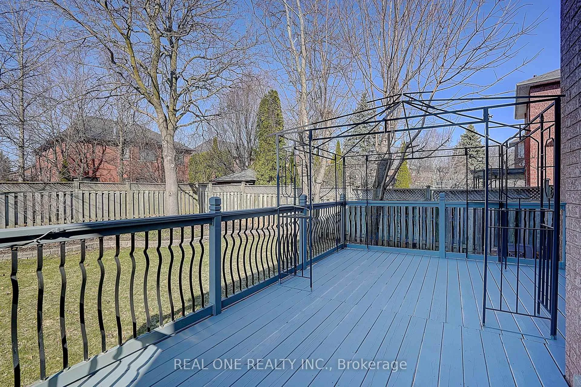 Photo 37 of 4 Casson Place, Markham, Unionville — HOMEH