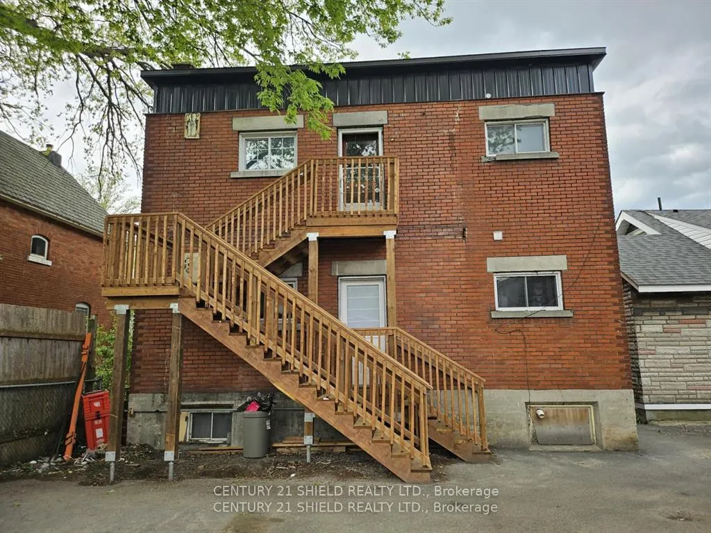 Photo 2 of 125 Marlborough Street, Cornwall — HOMEH