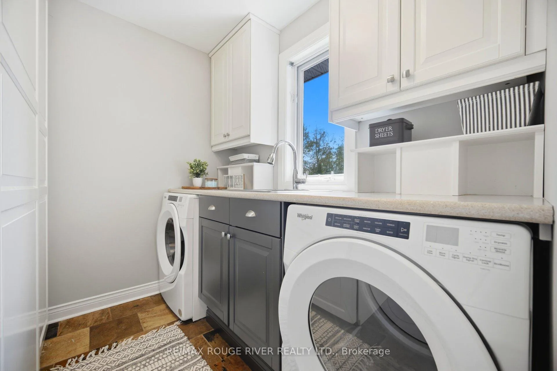 Photo 19 of 169 Park Drive, Whitchurch-Stouffville, Stouffville — HOMEH