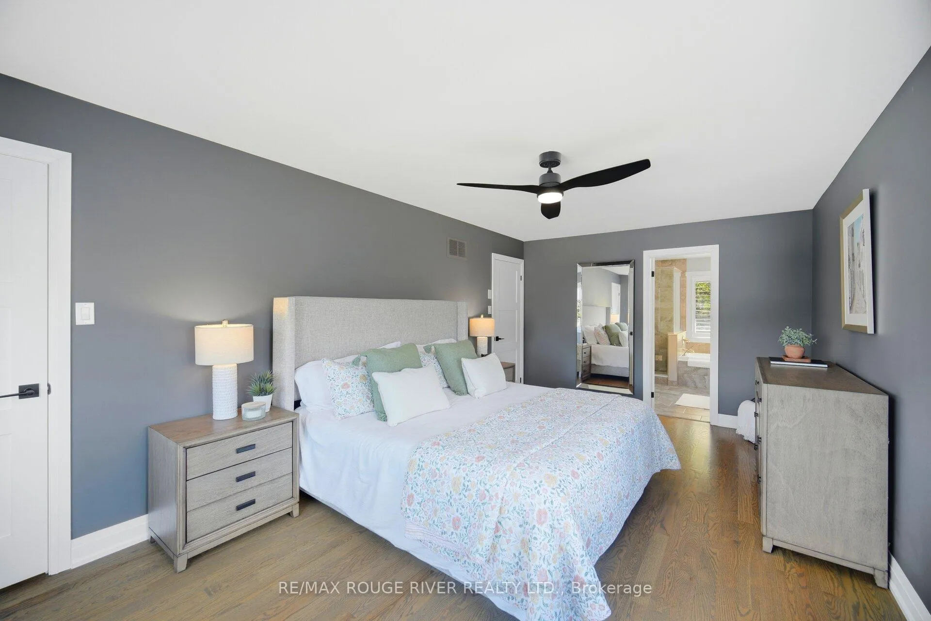 Photo 22 of 169 Park Drive, Whitchurch-Stouffville, Stouffville — HOMEH