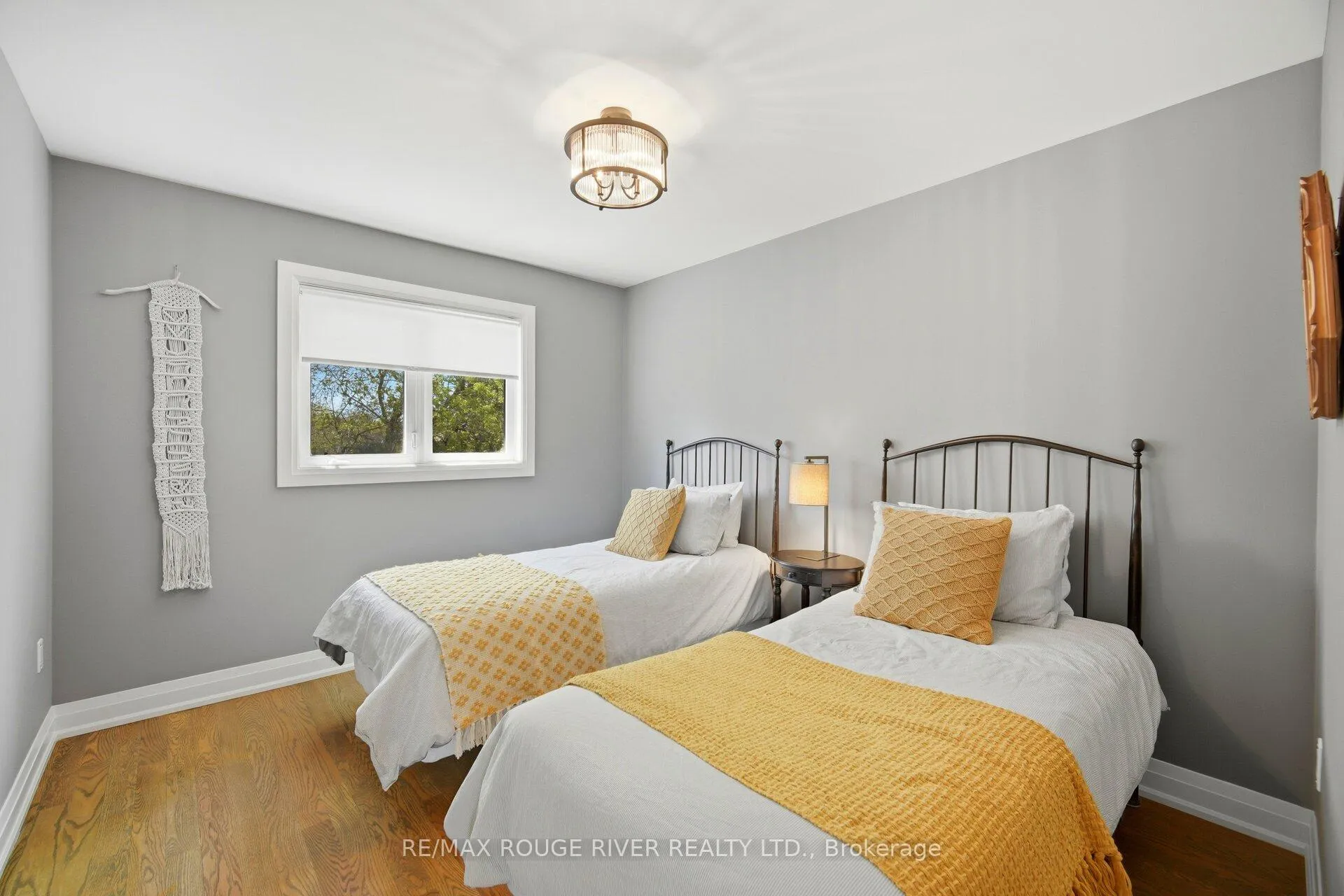 Photo 29 of 169 Park Drive, Whitchurch-Stouffville, Stouffville — HOMEH