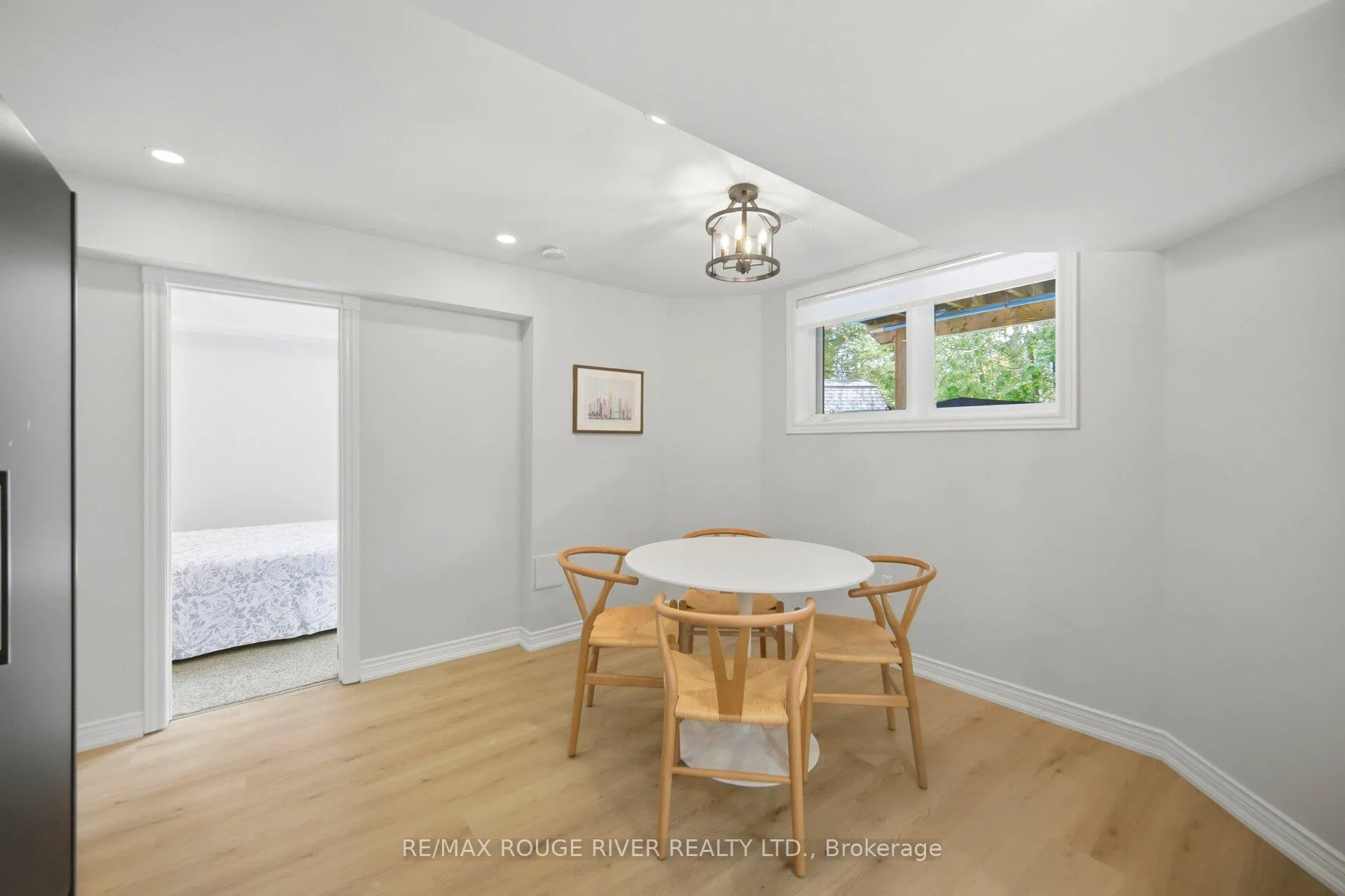 Photo 39 of 169 Park Drive, Whitchurch-Stouffville, Stouffville — HOMEH