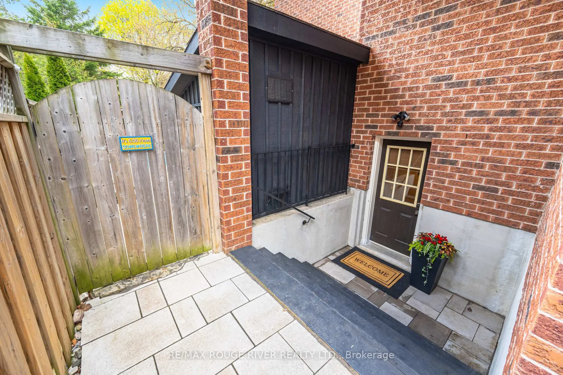 Photo 44 of 169 Park Drive, Whitchurch-Stouffville, Stouffville — HOMEH