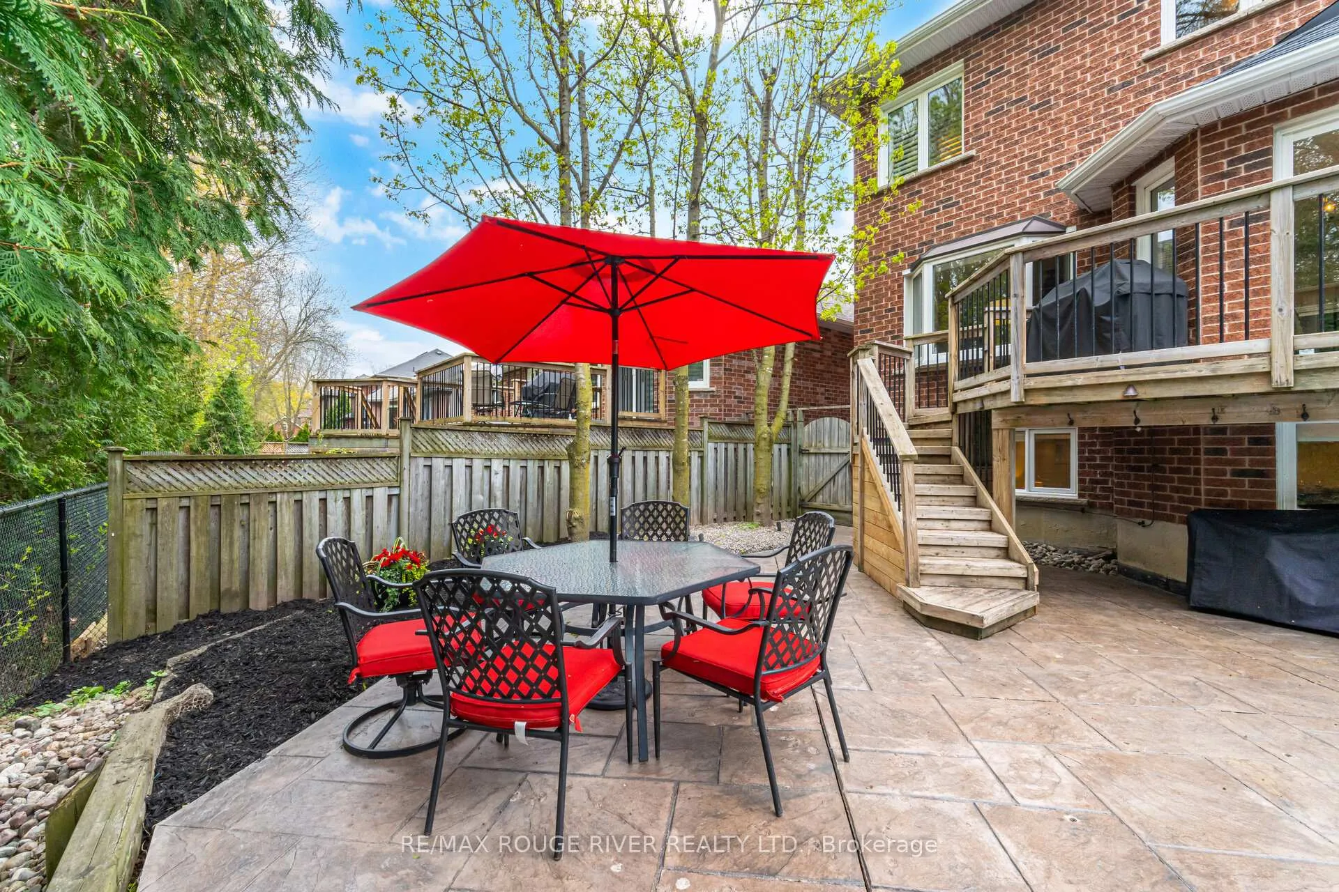 Photo 47 of 169 Park Drive, Whitchurch-Stouffville, Stouffville — HOMEH