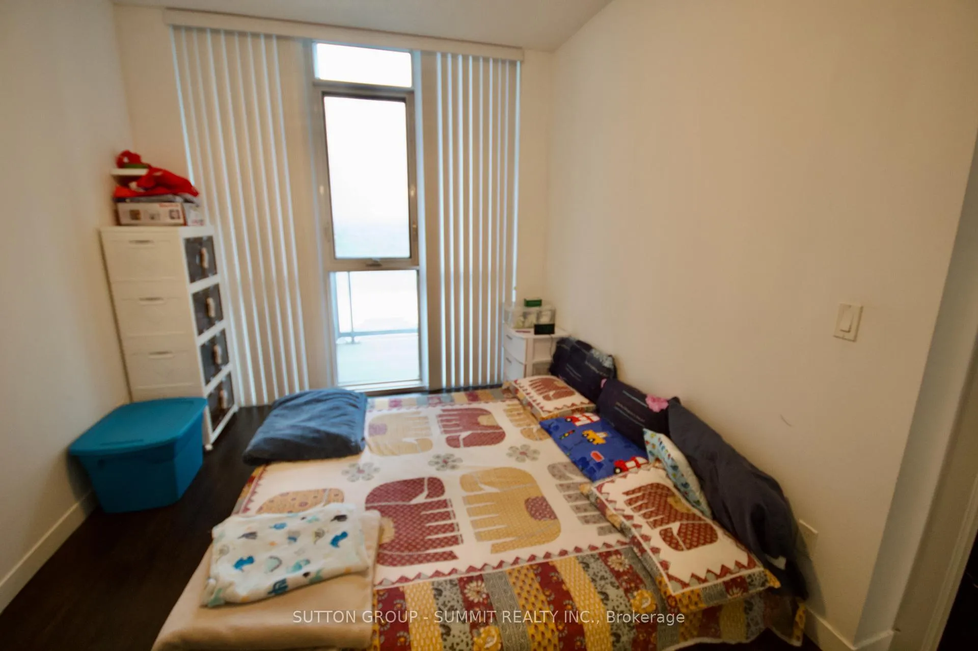 Photo 3 of Unit 1705, 2087 Fairview Street, Burlington, Freeman — HOMEH
