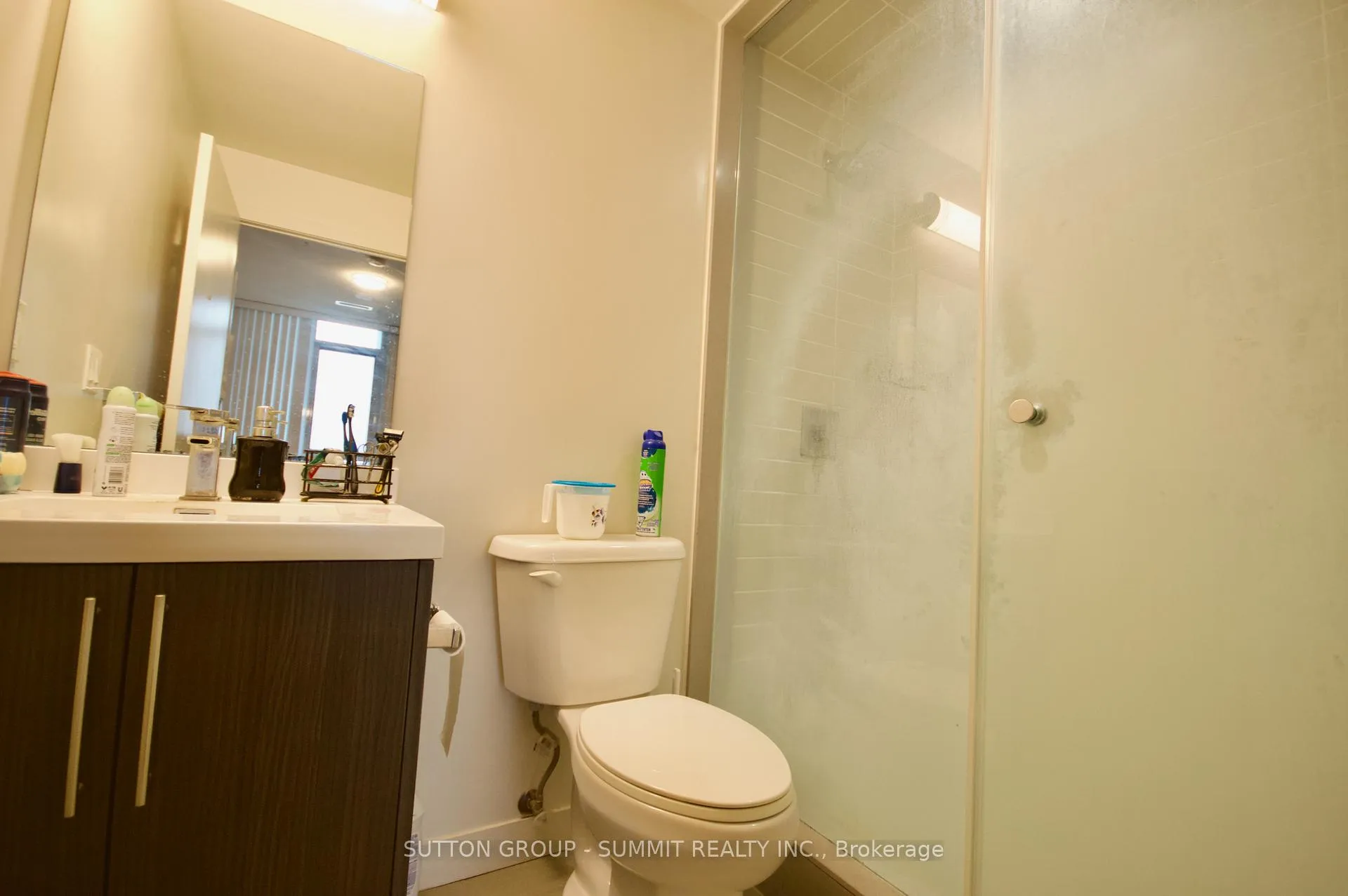 Photo 6 of Unit 1705, 2087 Fairview Street, Burlington, Freeman — HOMEH